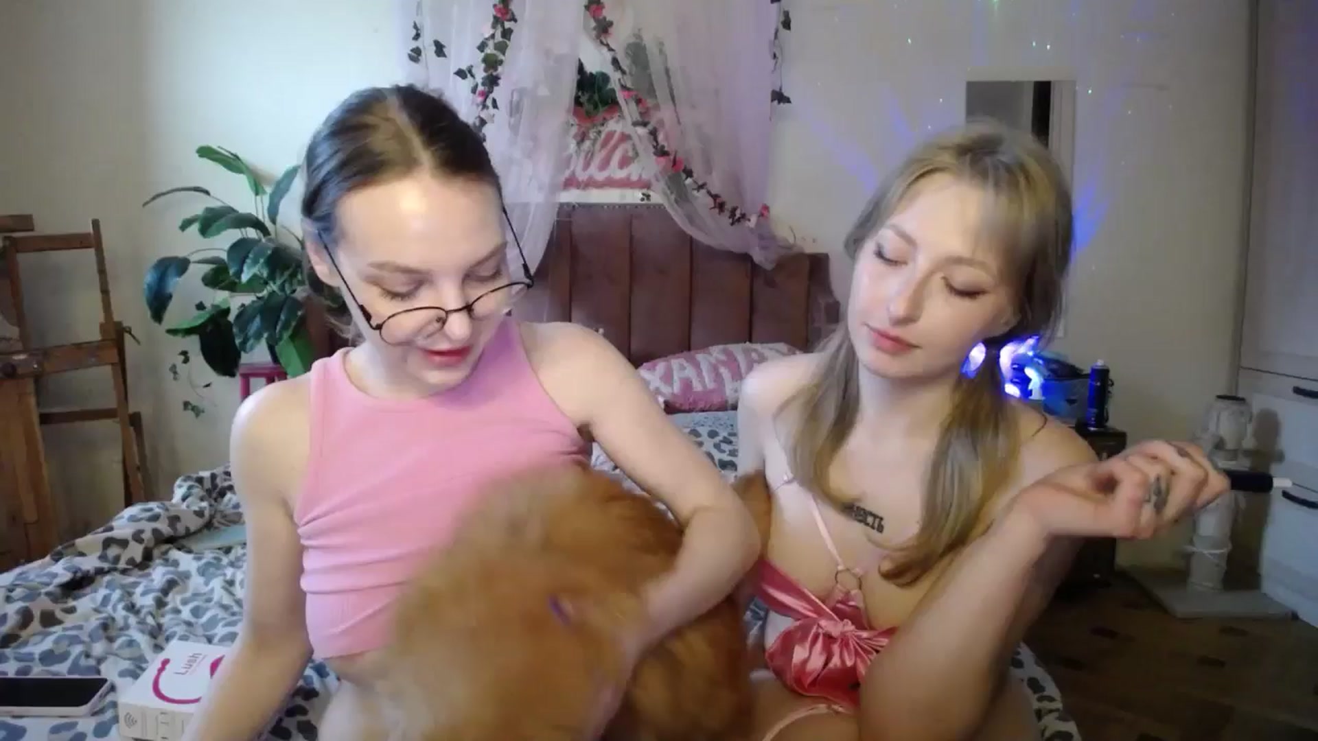 Gallery image thumbnail from sunshineEva_'s myfreecams stream on, 04/25/2026, 17:30 image 8 of 20