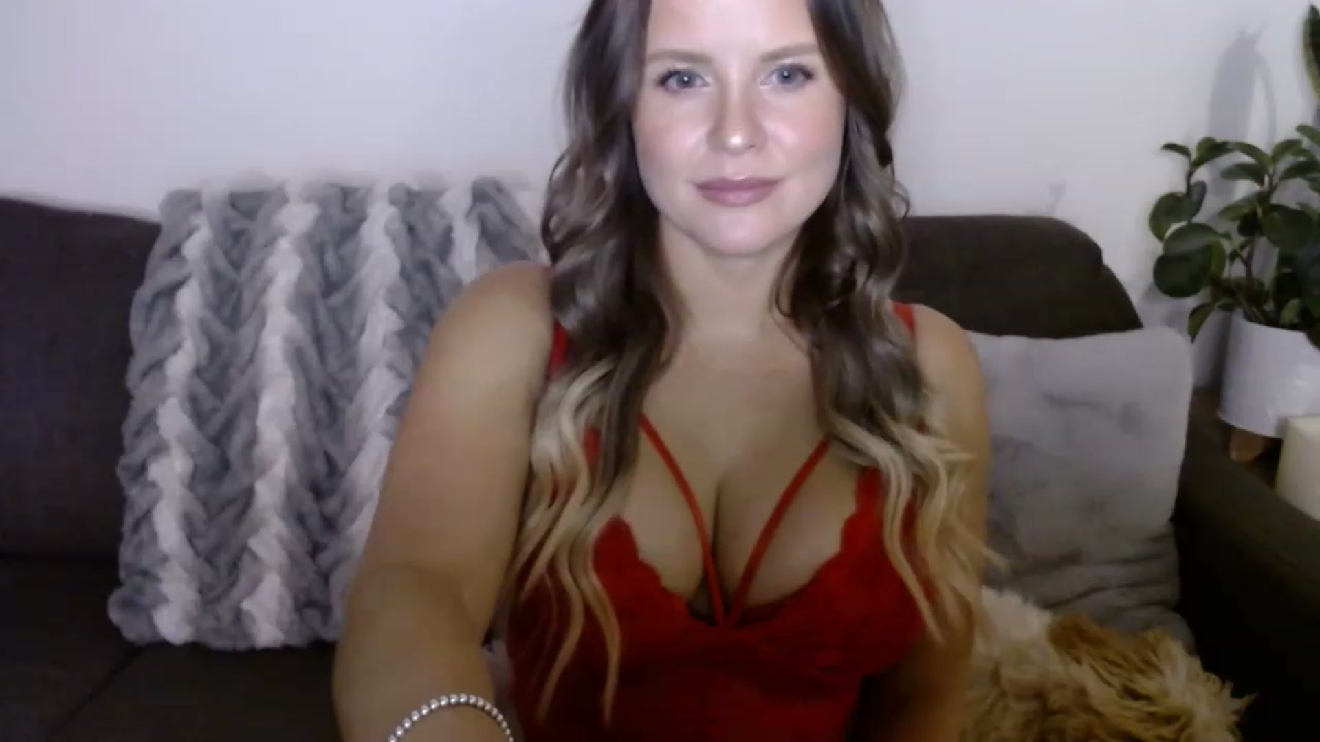 Gallery image thumbnail from sweet__daisy's myfreecams stream on, 02/02/2023, 05:00 image 17 of 20
