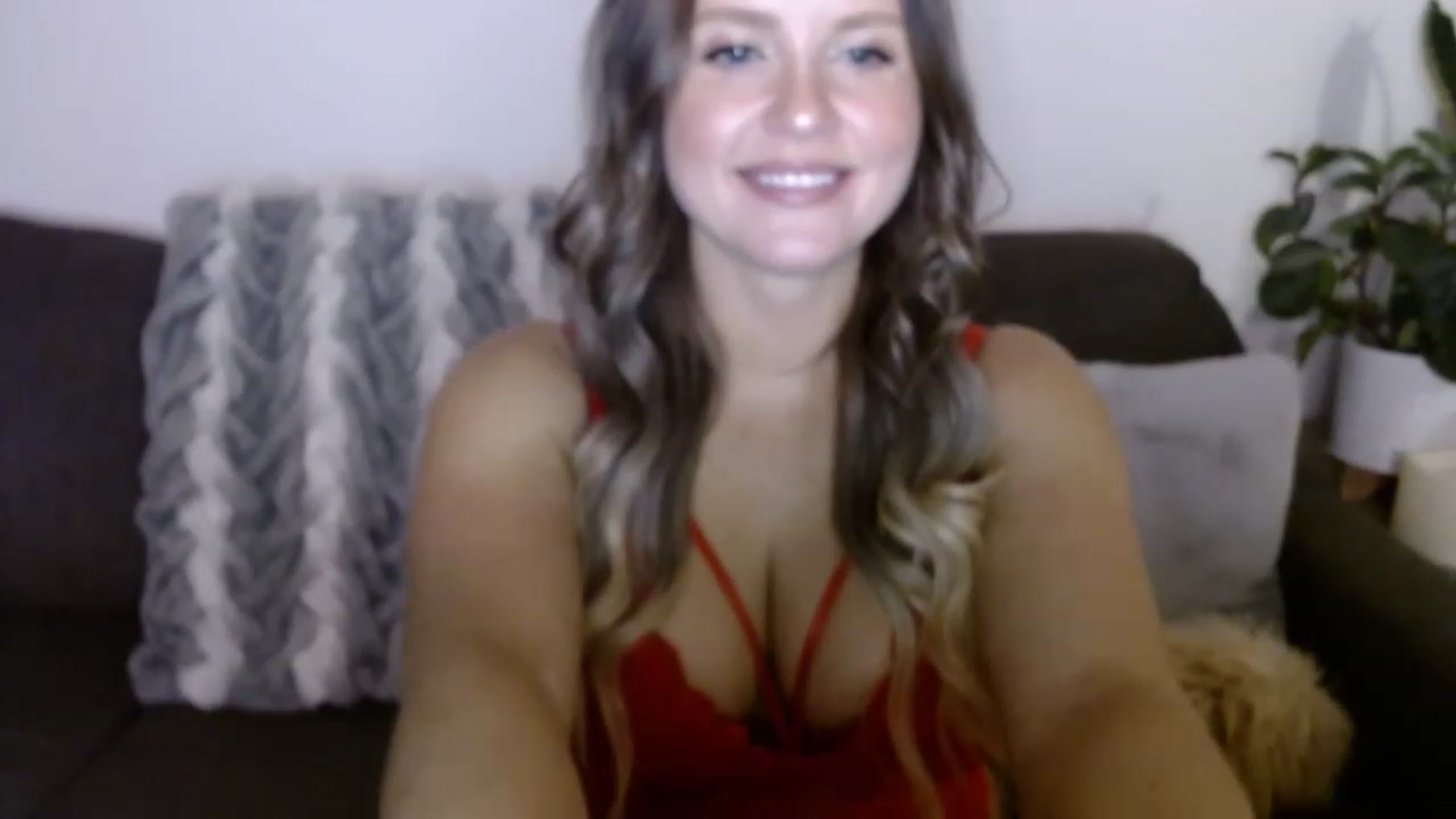 Gallery image thumbnail from sweet__daisy's myfreecams stream on, 02/02/2023, 05:00 image 13 of 20