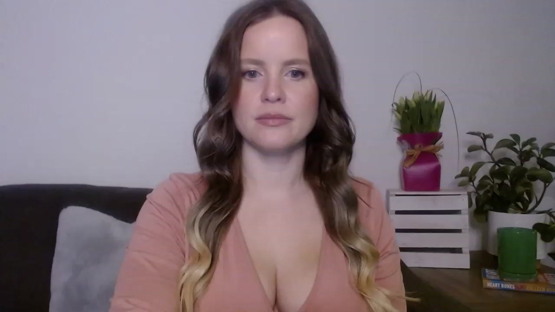 Gallery image thumbnail from sweet__daisy's myfreecams stream on, 03/27/2023, 02:53 image 6 of 20