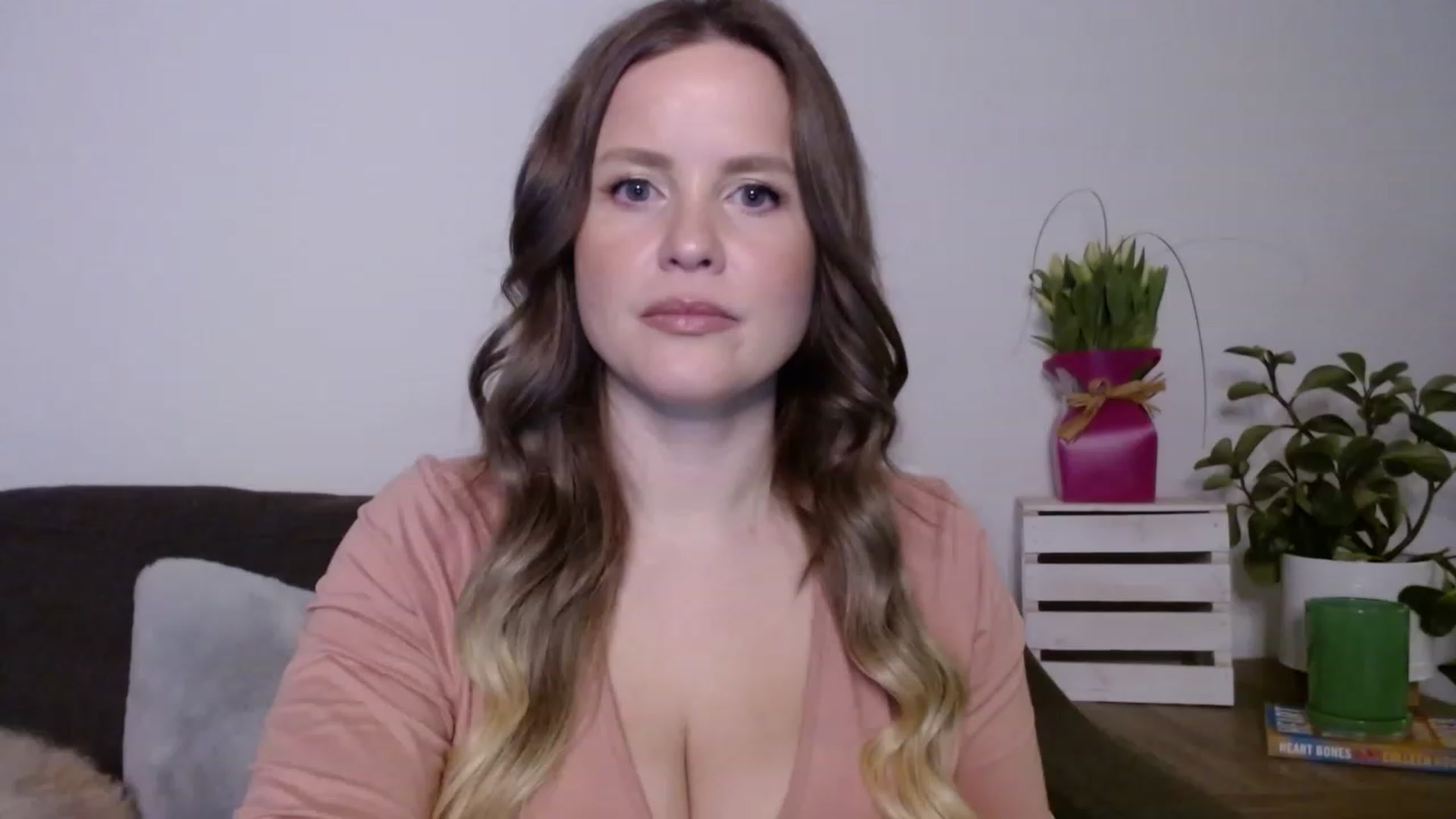 Gallery image thumbnail from sweet__daisy's myfreecams stream on, 03/27/2023, 02:53 image 1 of 20