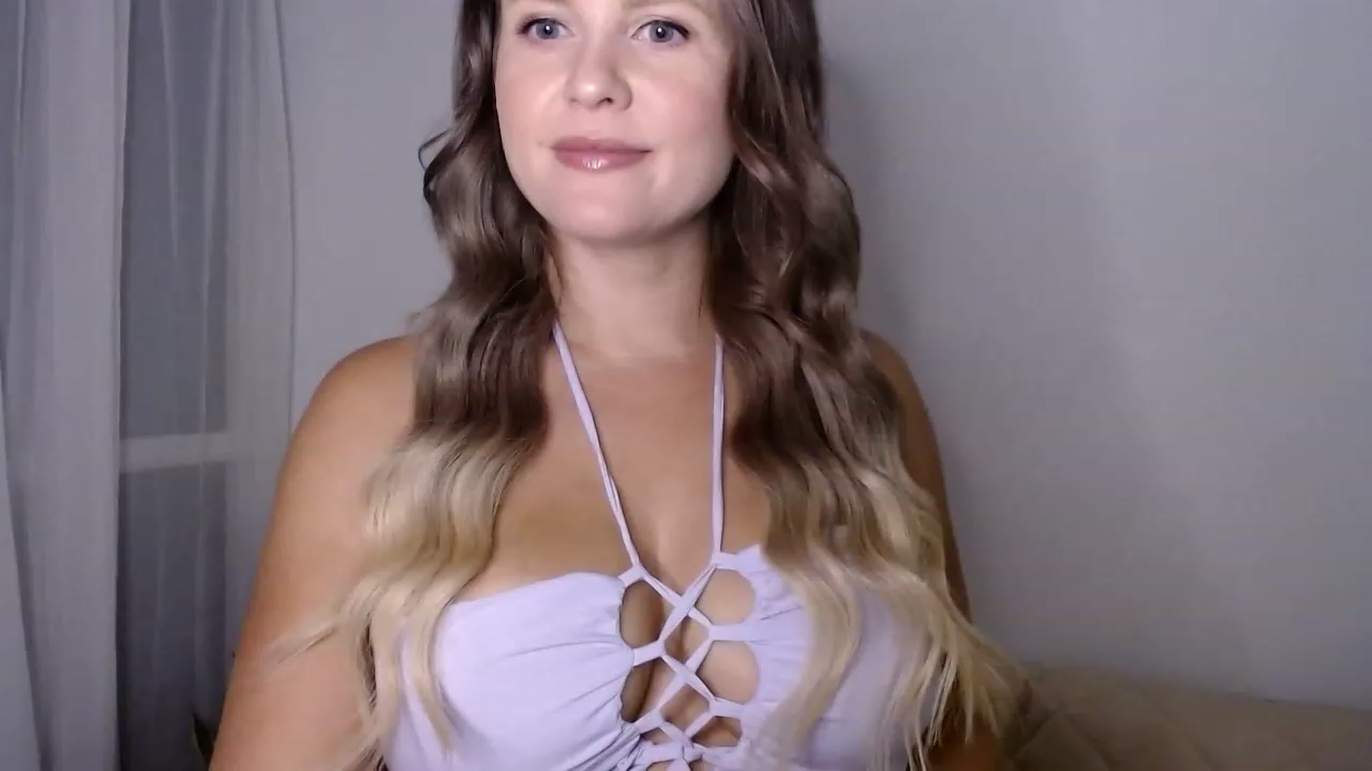 Gallery image thumbnail from sweet__daisy's myfreecams stream on, 06/15/2023, 04:11 image 1 of 20