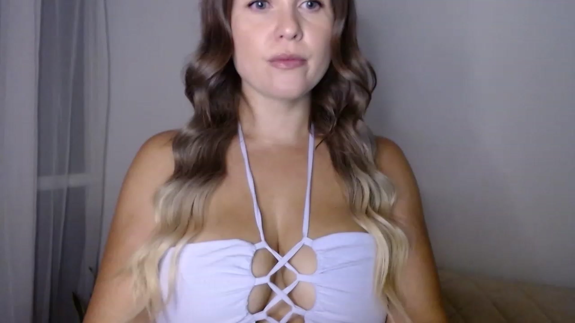 Gallery image thumbnail from sweet__daisy's myfreecams stream on, 06/15/2023, 04:11 image 18 of 20