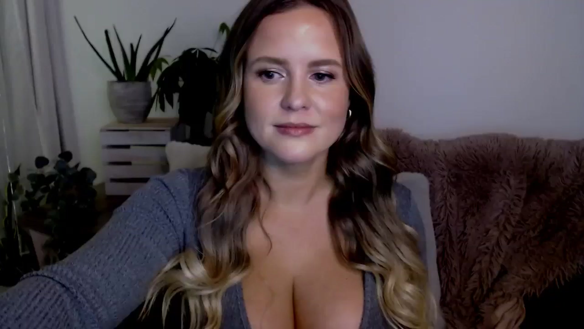 Gallery image thumbnail from sweet__daisy's myfreecams stream on, 01/14/2024, 09:00 image 4 of 20