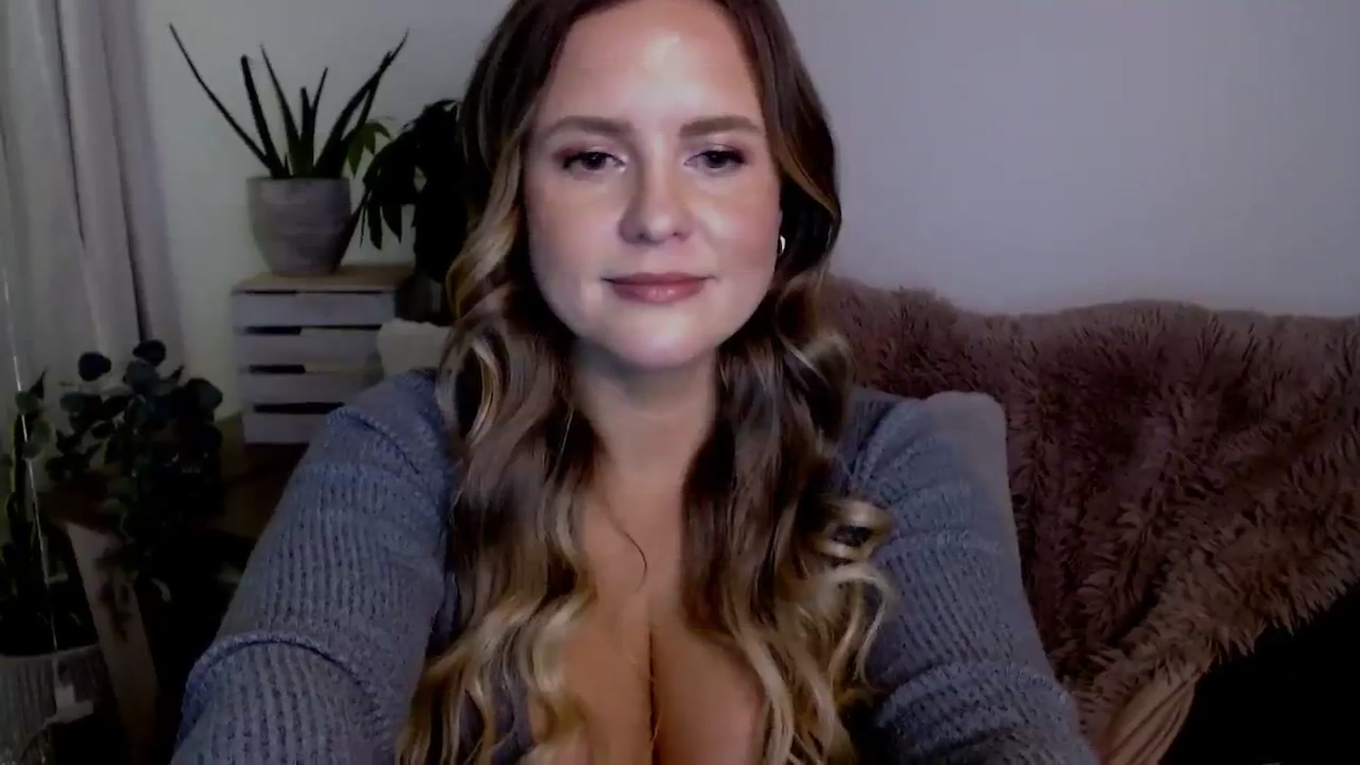 Gallery image thumbnail from sweet__daisy's myfreecams stream on, 01/14/2024, 09:00 image 14 of 20