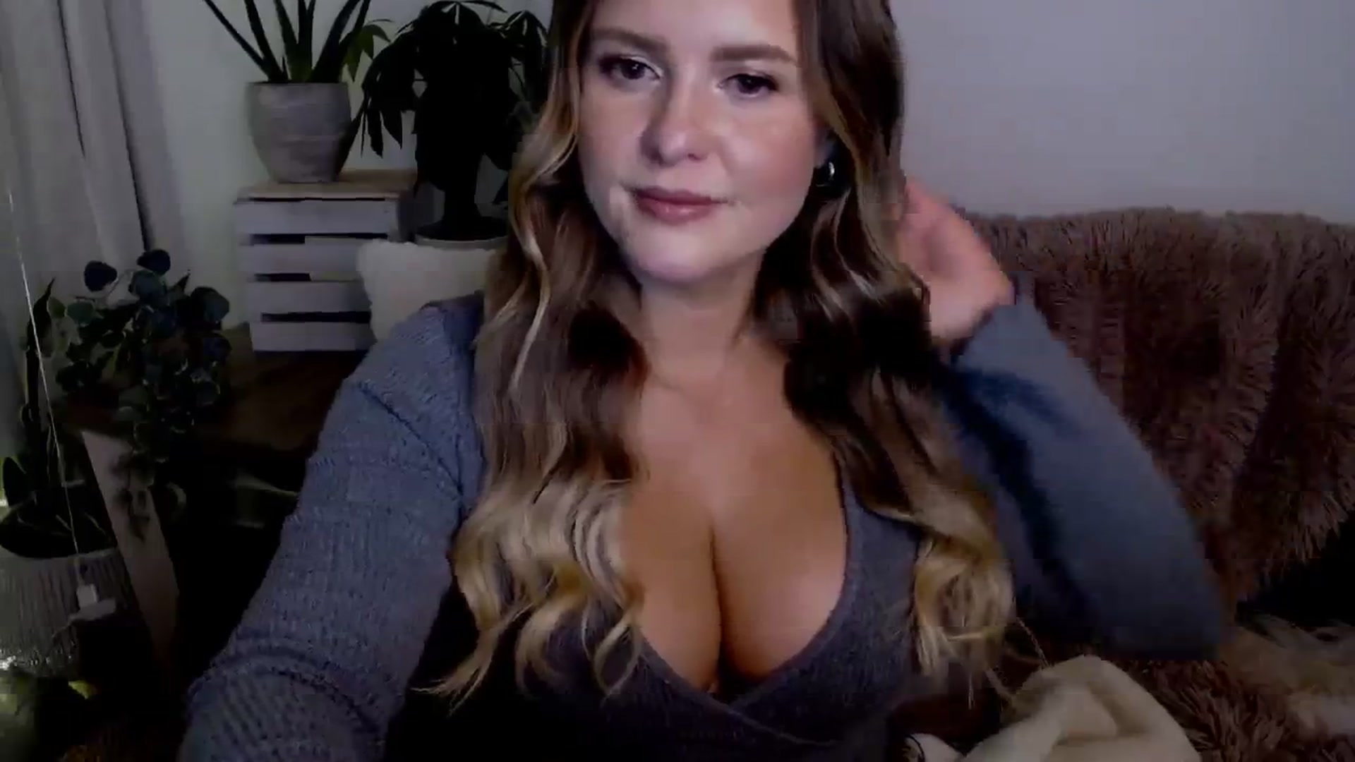Gallery image thumbnail from sweet__daisy's myfreecams stream on, 01/14/2024, 10:00 image 17 of 20