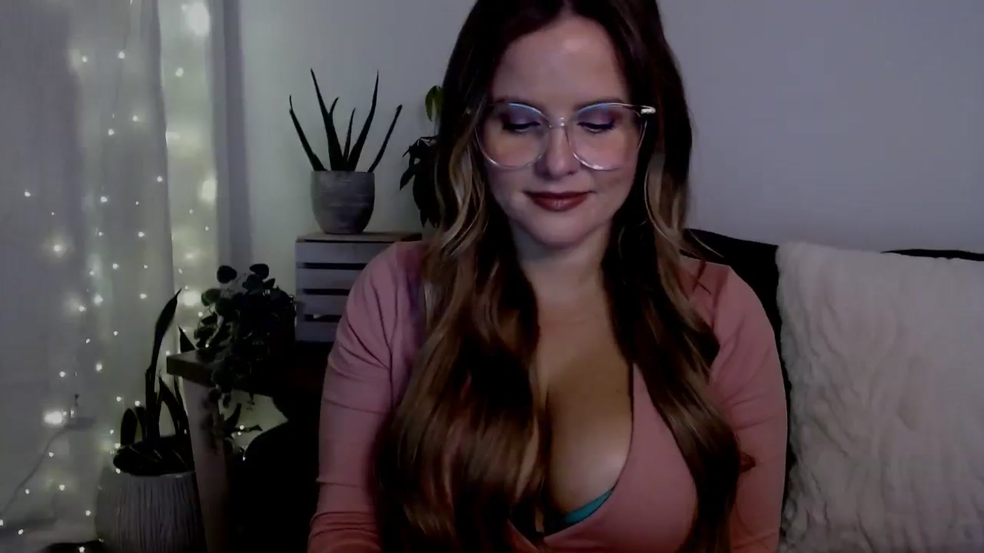 Gallery image thumbnail from sweet__daisy's myfreecams stream on, 01/27/2024, 08:57 image 8 of 20