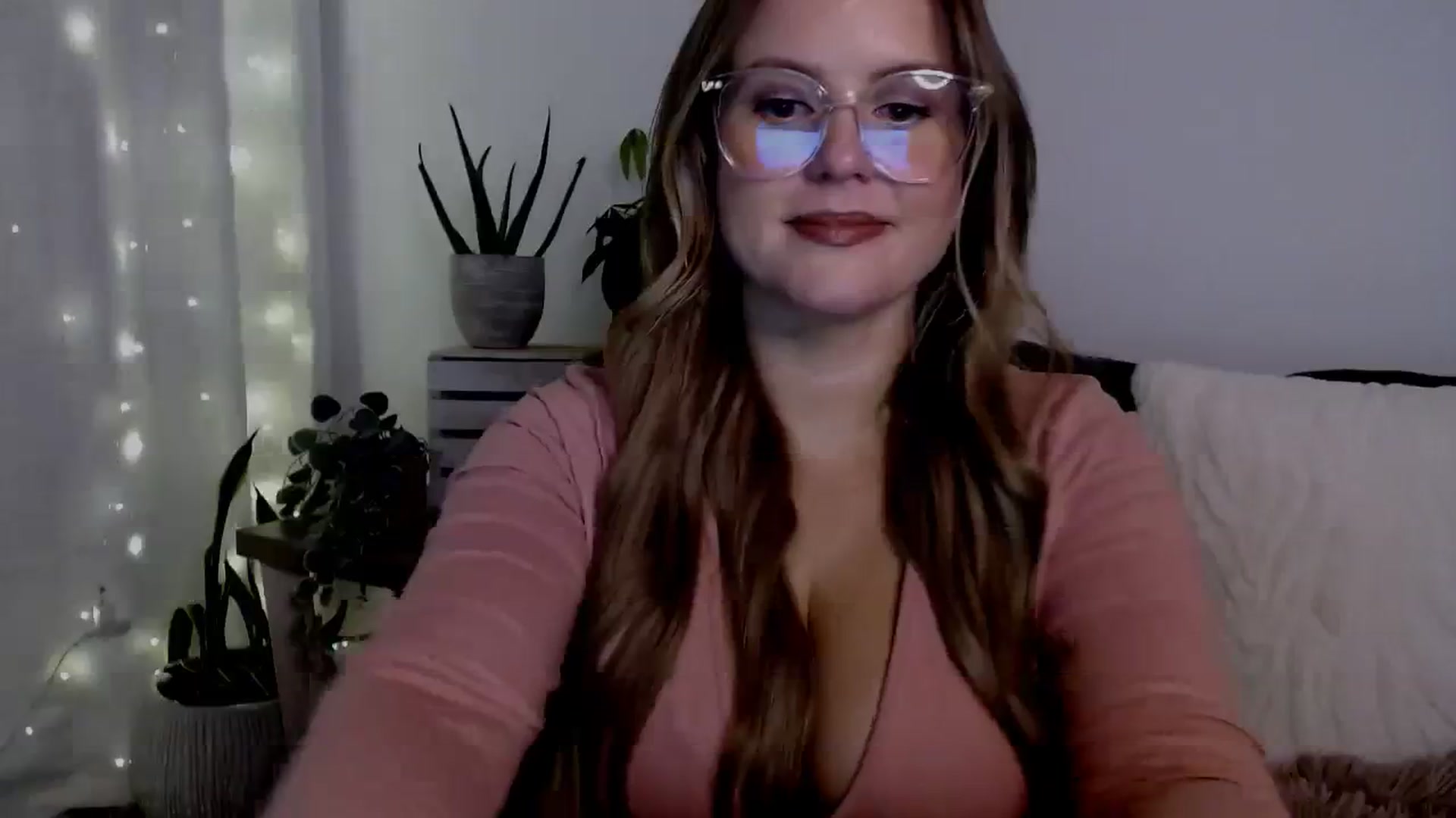 Gallery image thumbnail from sweet__daisy's myfreecams stream on, 01/27/2024, 08:57 image 16 of 20