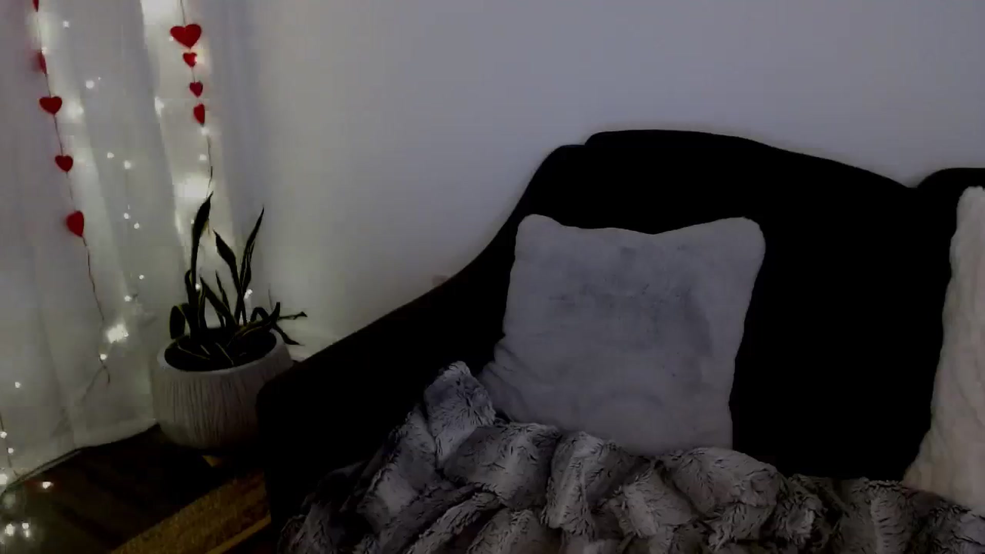 Gallery image thumbnail from sweet__daisy's myfreecams stream on, 02/03/2024, 10:04 image 19 of 20