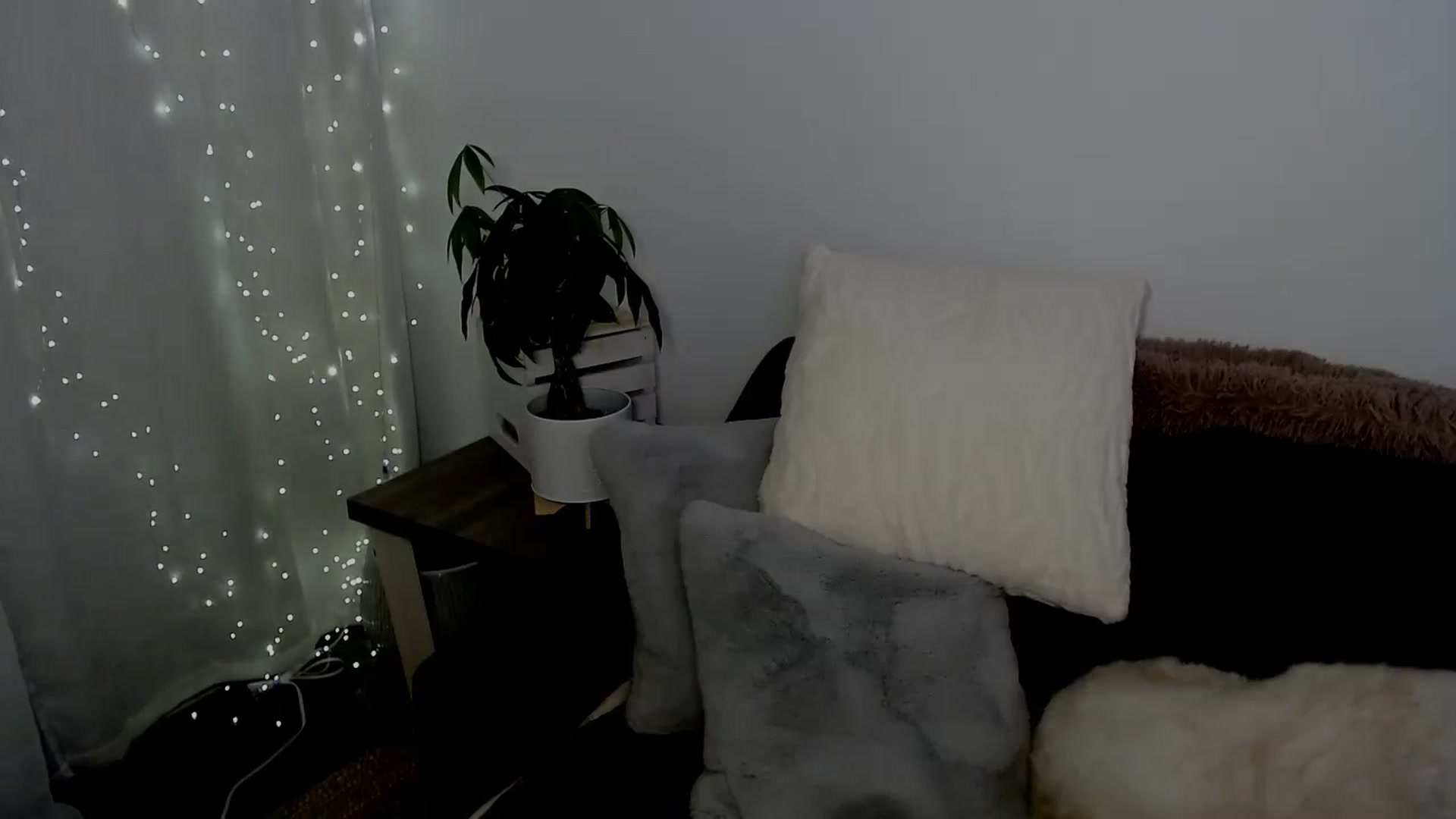 Gallery image thumbnail from sweet__daisy's myfreecams stream on, 04/20/2024, 08:17 image 5 of 20