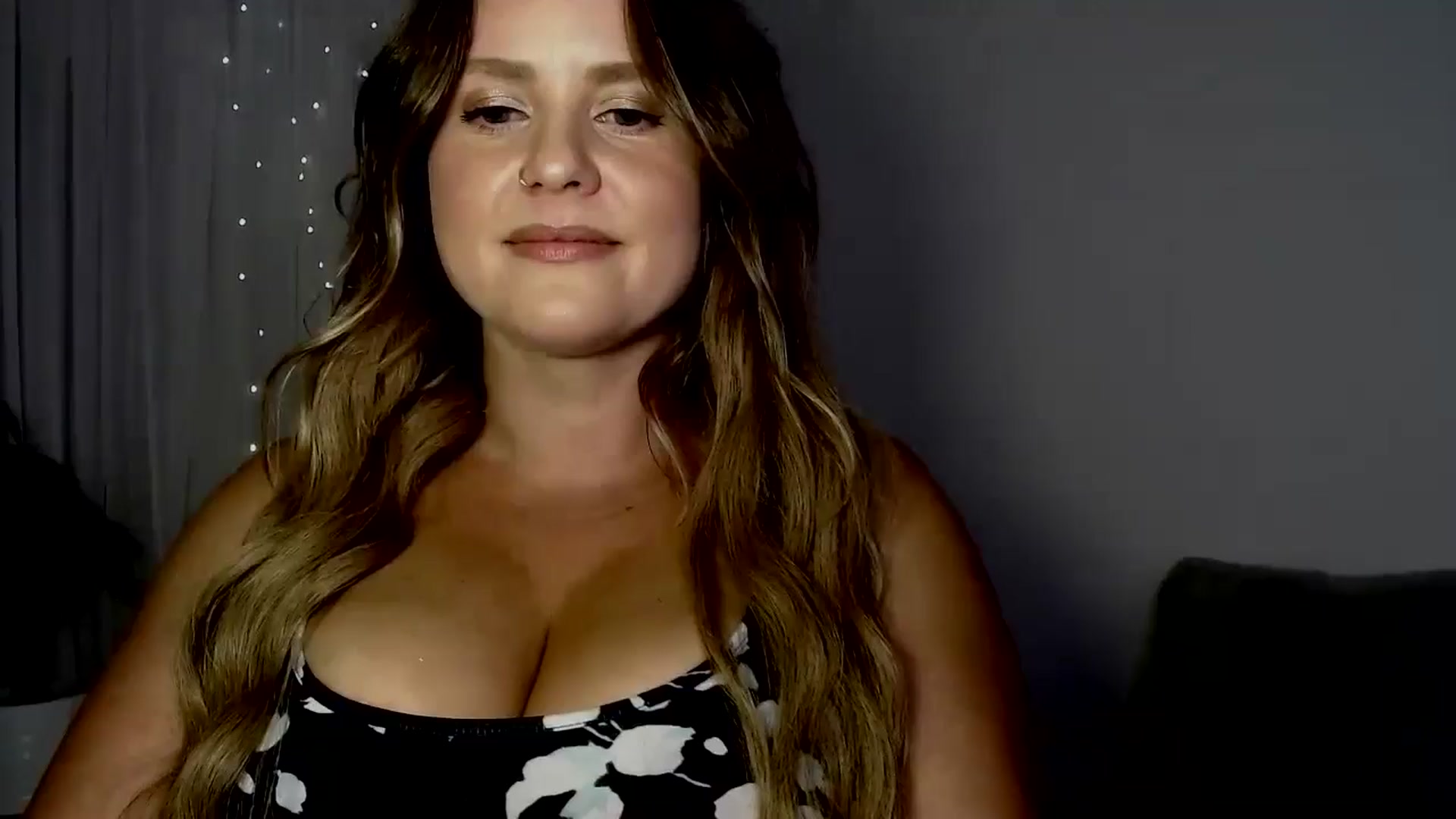 Gallery image thumbnail from sweet__daisy's myfreecams stream on, 06/22/2024, 08:55 image 1 of 20