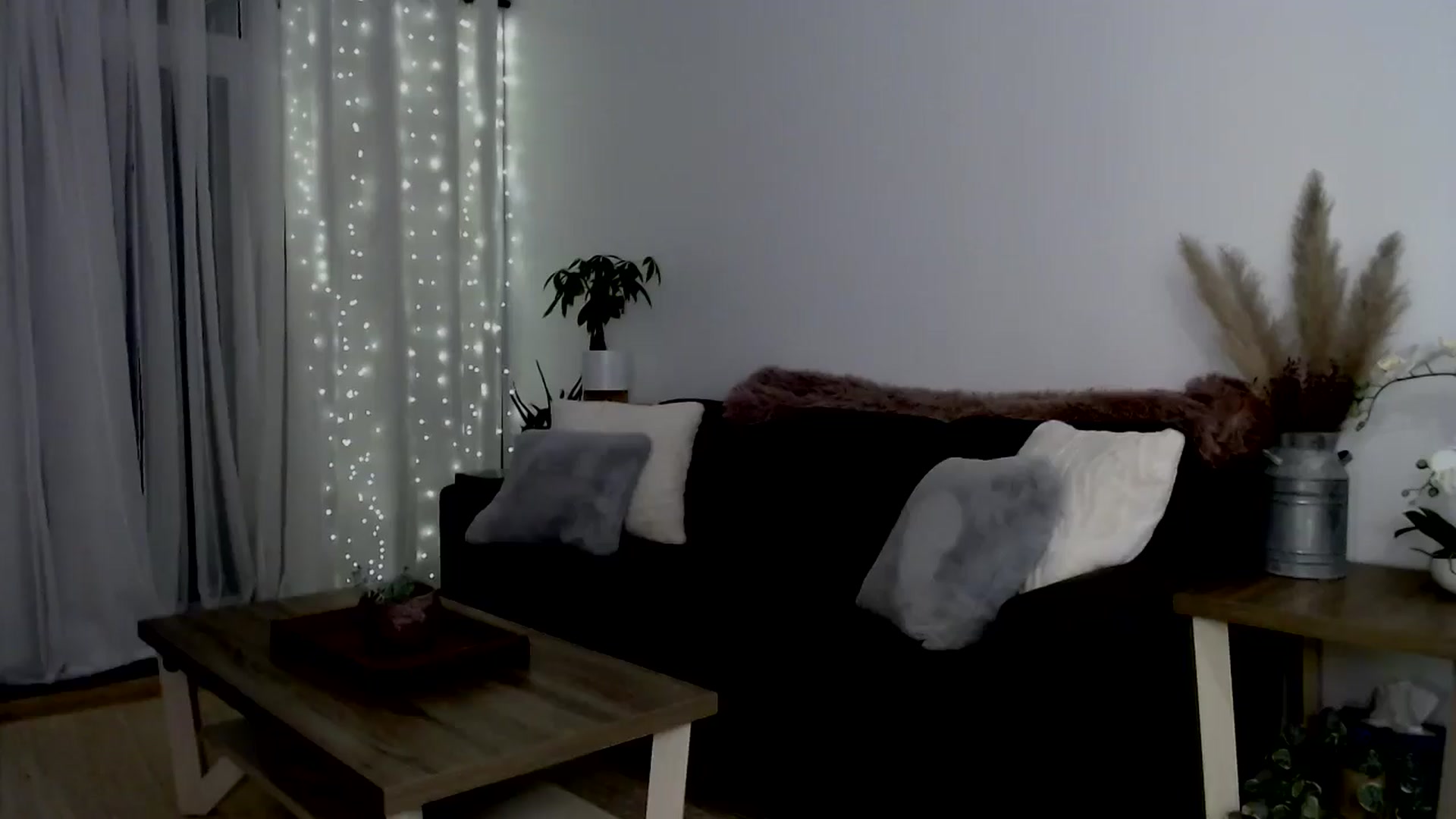 Gallery image thumbnail from sweet__daisy's myfreecams stream on, 06/29/2024, 09:02 image 6 of 20