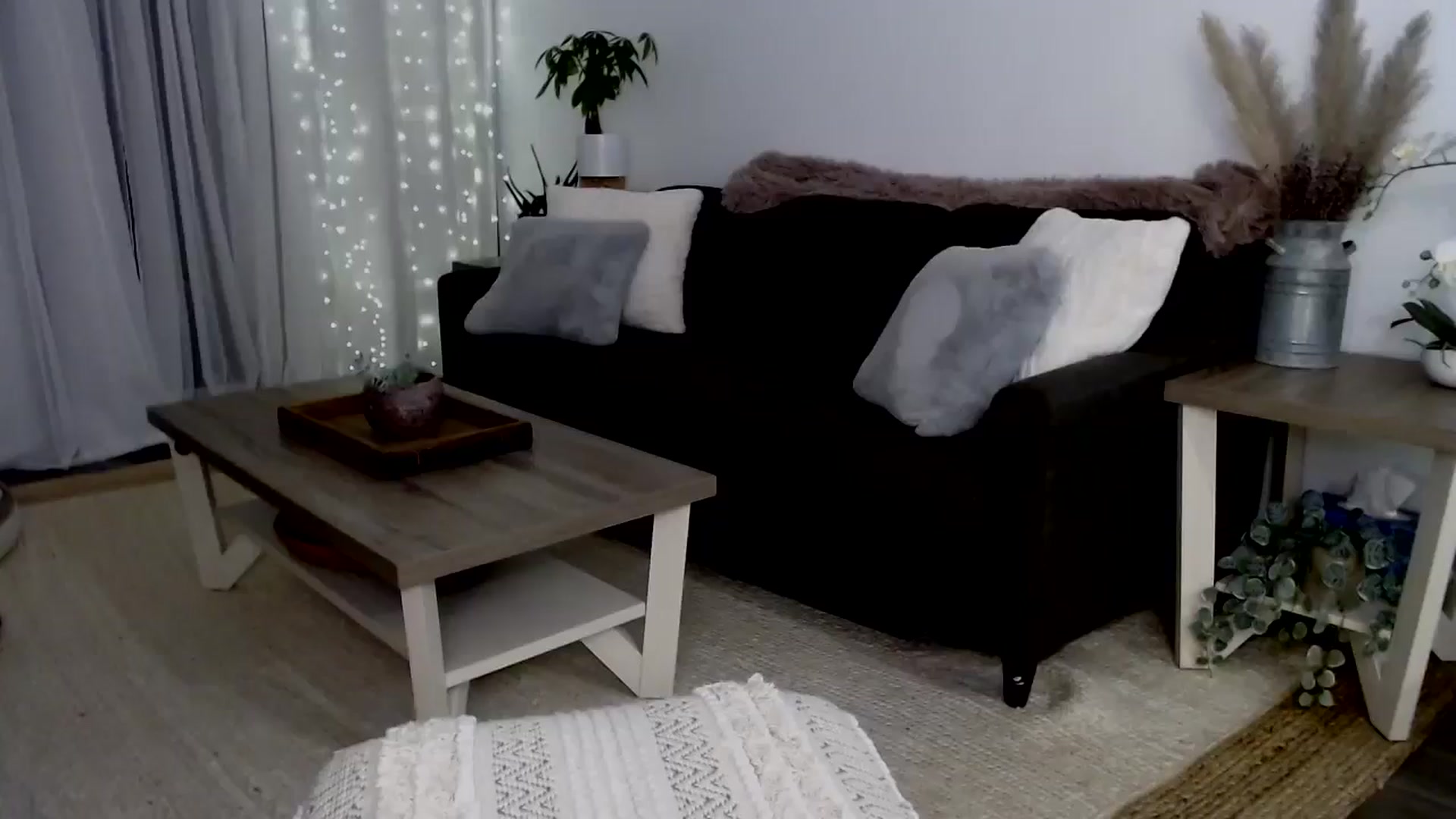 Gallery image thumbnail from sweet__daisy's myfreecams stream on, 06/29/2024, 09:02 image 10 of 20