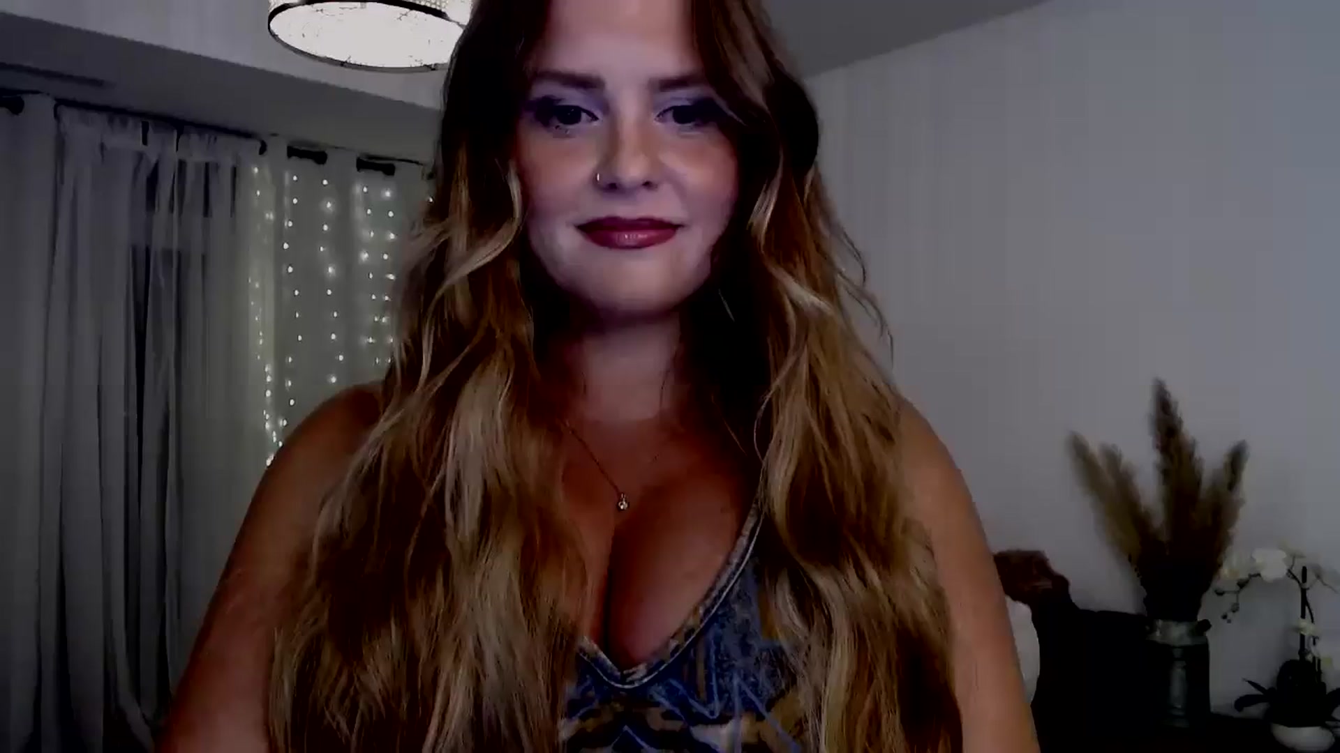 Gallery image thumbnail from sweet__daisy's myfreecams stream on, 07/13/2024, 03:21 image 20 of 20