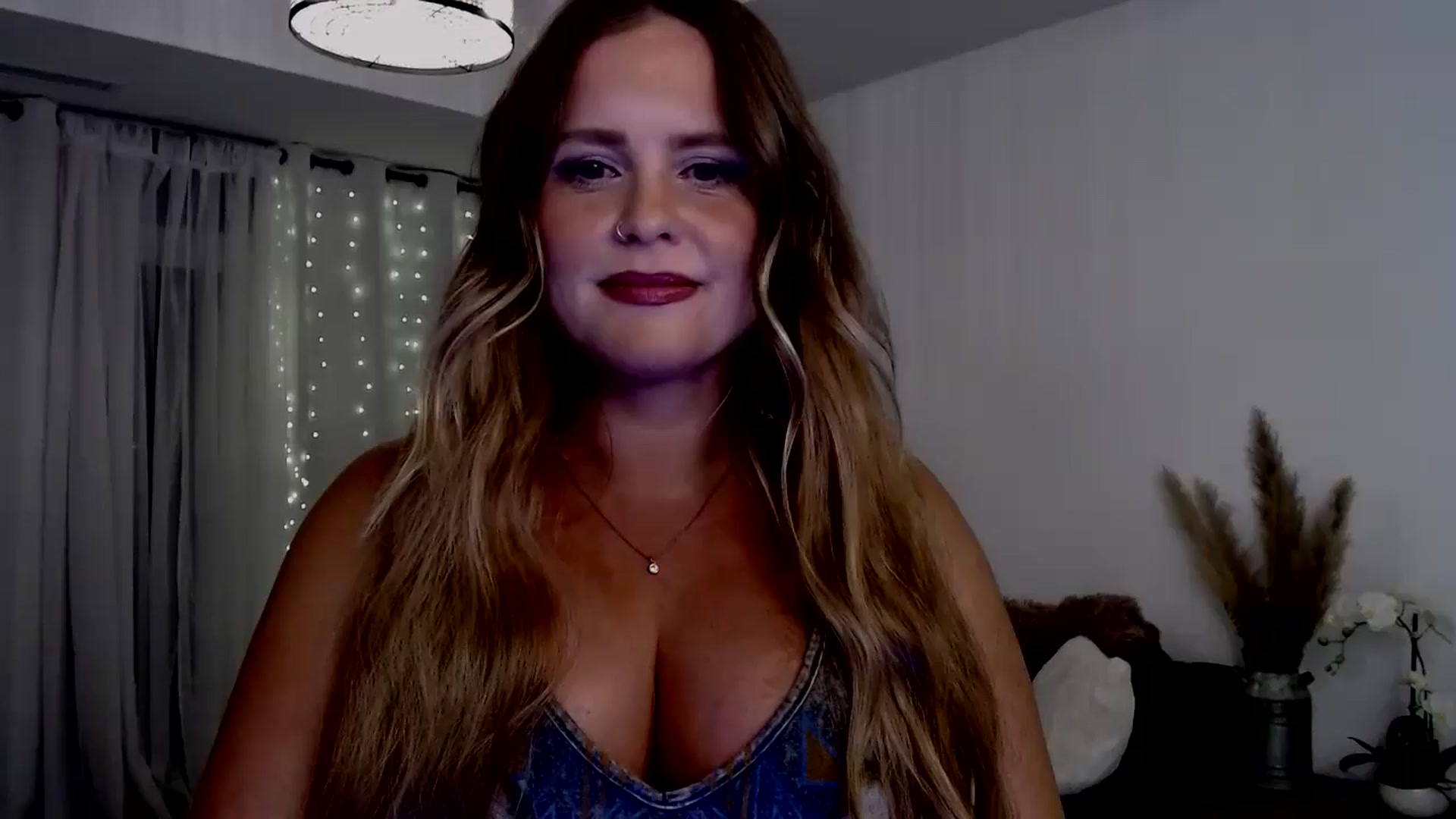 Gallery image thumbnail from sweet__daisy's myfreecams stream on, 07/13/2024, 03:21 image 7 of 20