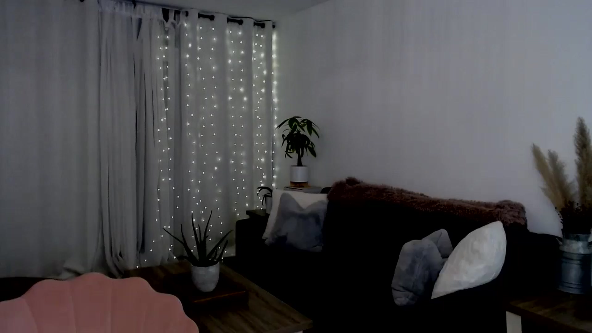 Gallery image thumbnail from sweet__daisy's myfreecams stream on, 08/02/2024, 06:56 image 7 of 20