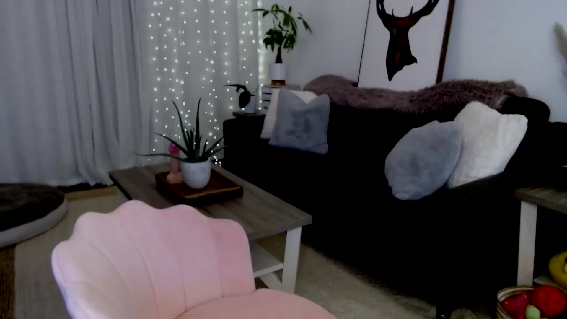 Gallery image thumbnail from sweet__daisy's myfreecams stream on, 08/15/2024, 10:13 image 7 of 20