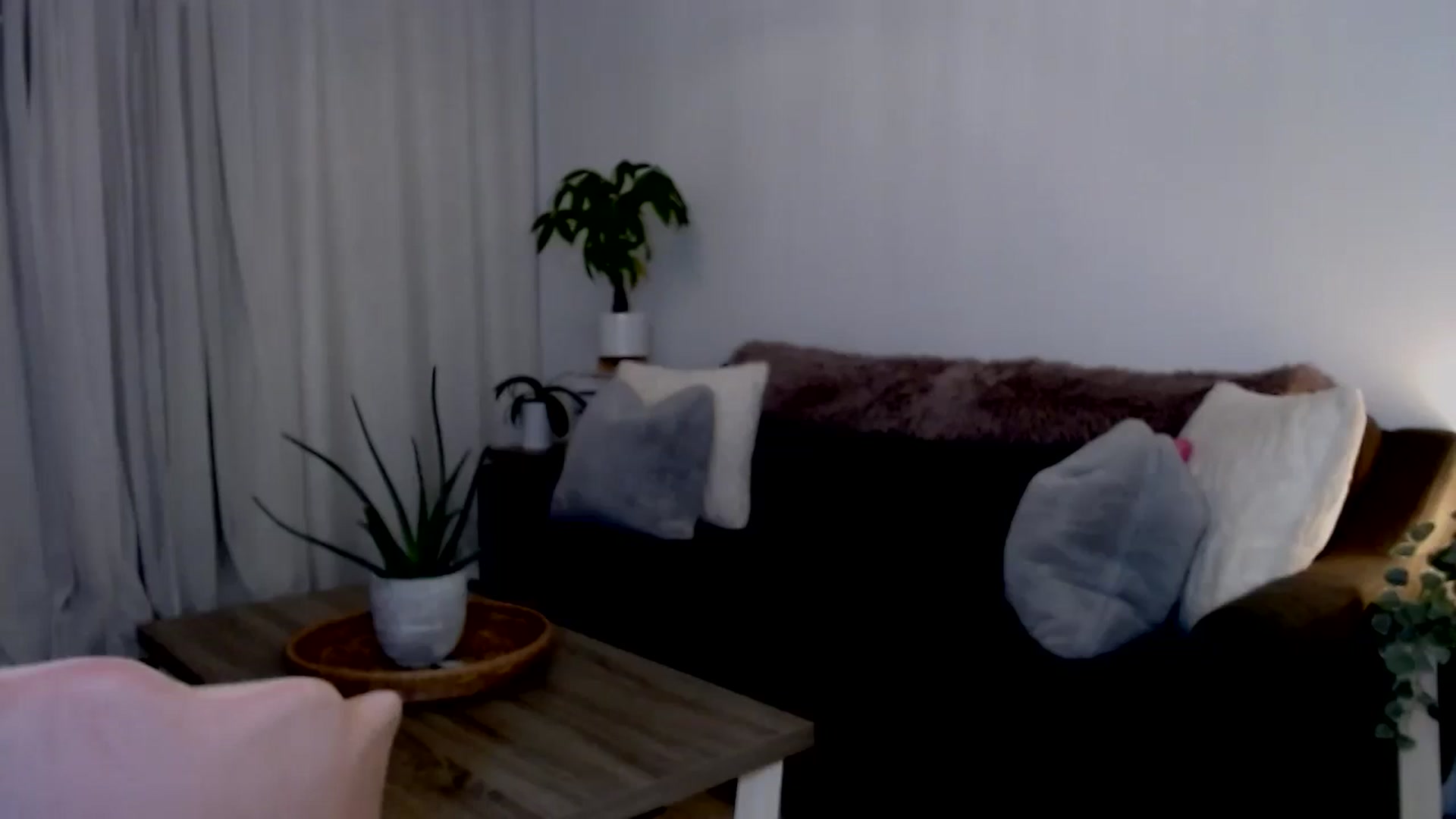 Gallery image thumbnail from sweet__daisy's myfreecams stream on, 09/07/2024, 09:40 image 7 of 20