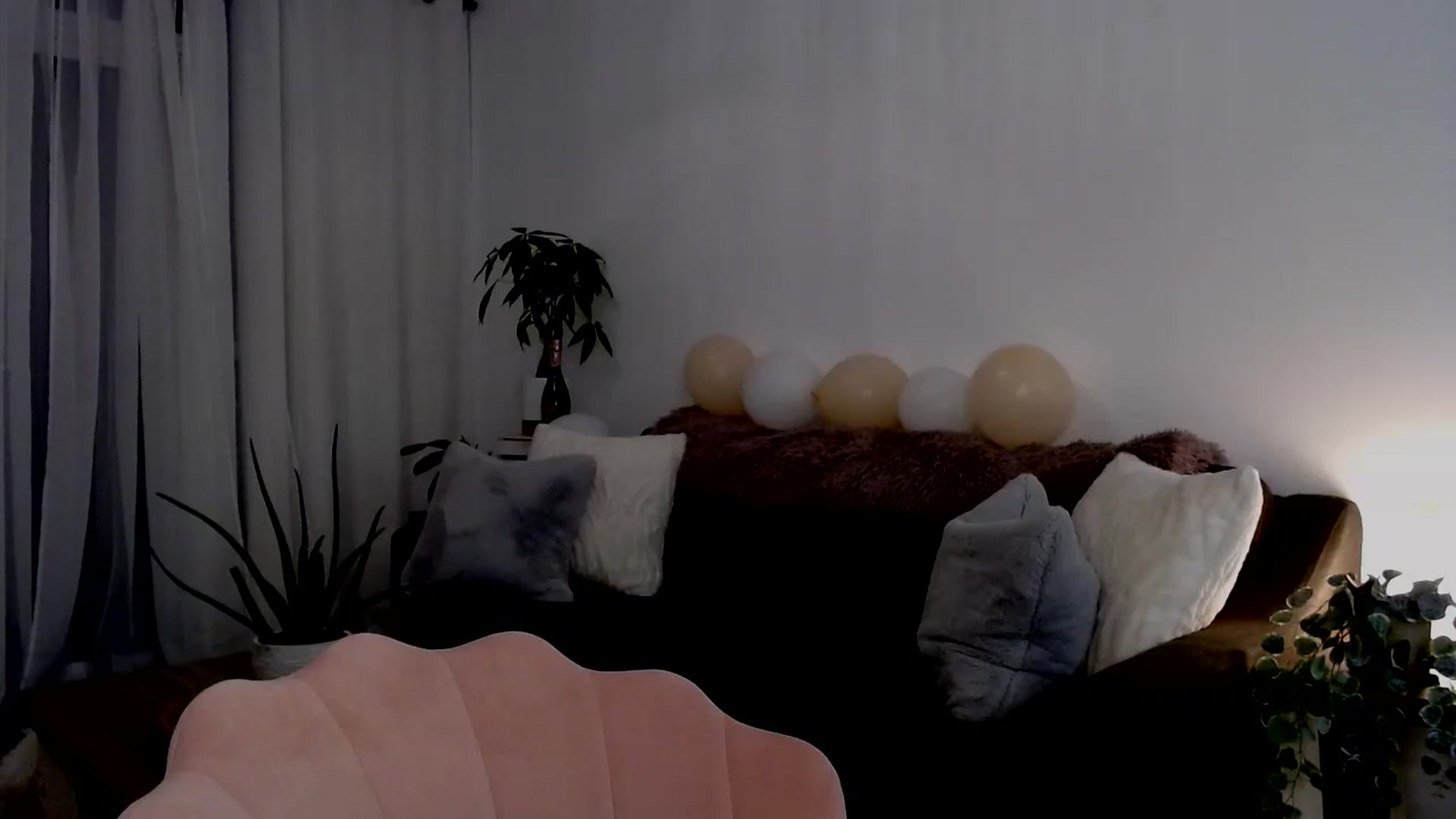 Gallery image thumbnail from sweet__daisy's myfreecams stream on, 09/22/2024, 07:38 image 10 of 20