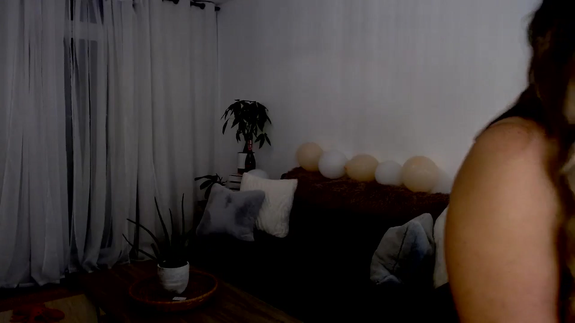 Gallery image thumbnail from sweet__daisy's myfreecams stream on, 09/22/2024, 09:05 image 15 of 20