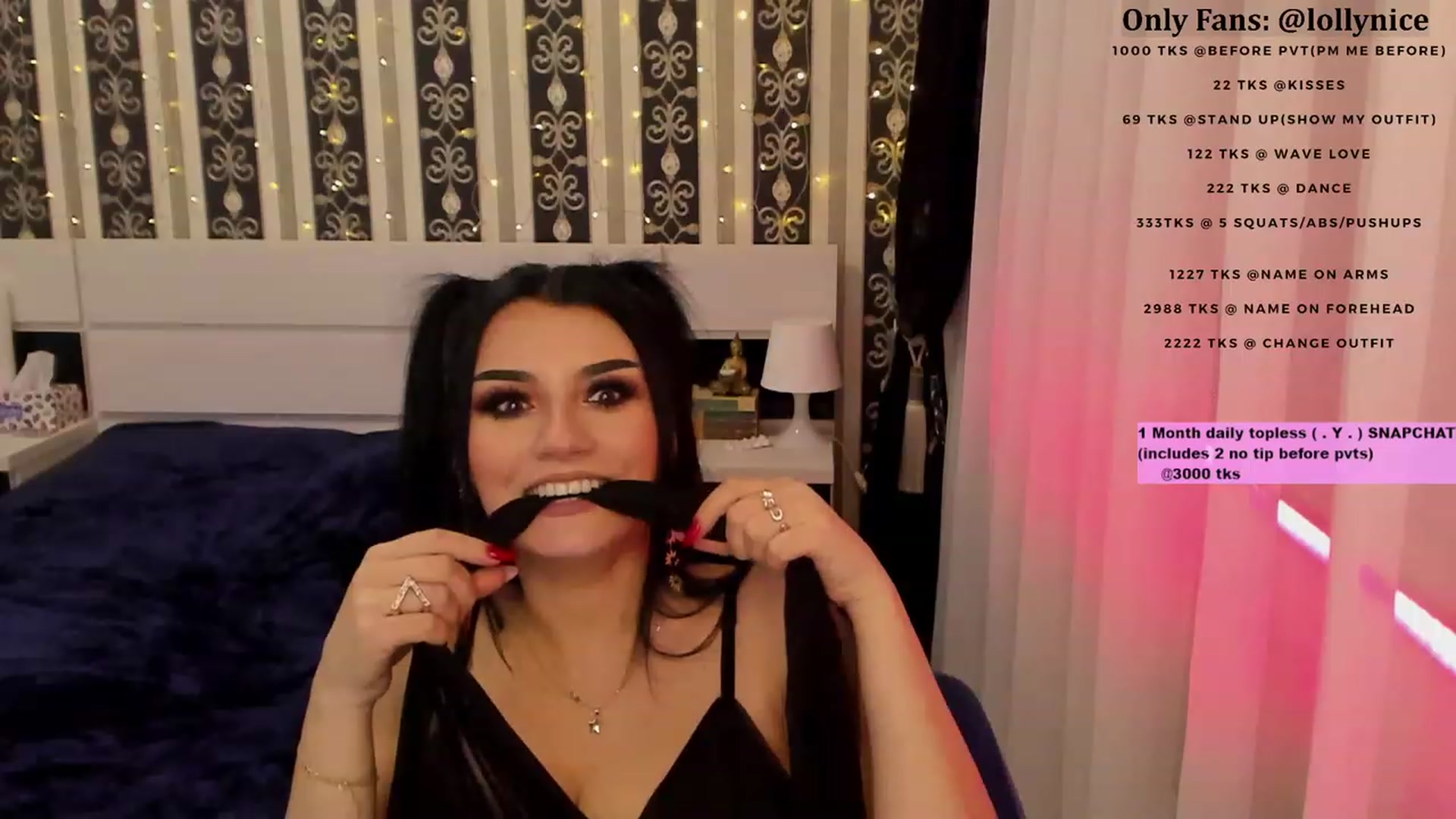 Gallery image thumbnail from sweet__girl__'s myfreecams stream on, 01/17/2023, 19:35 image 20 of 20