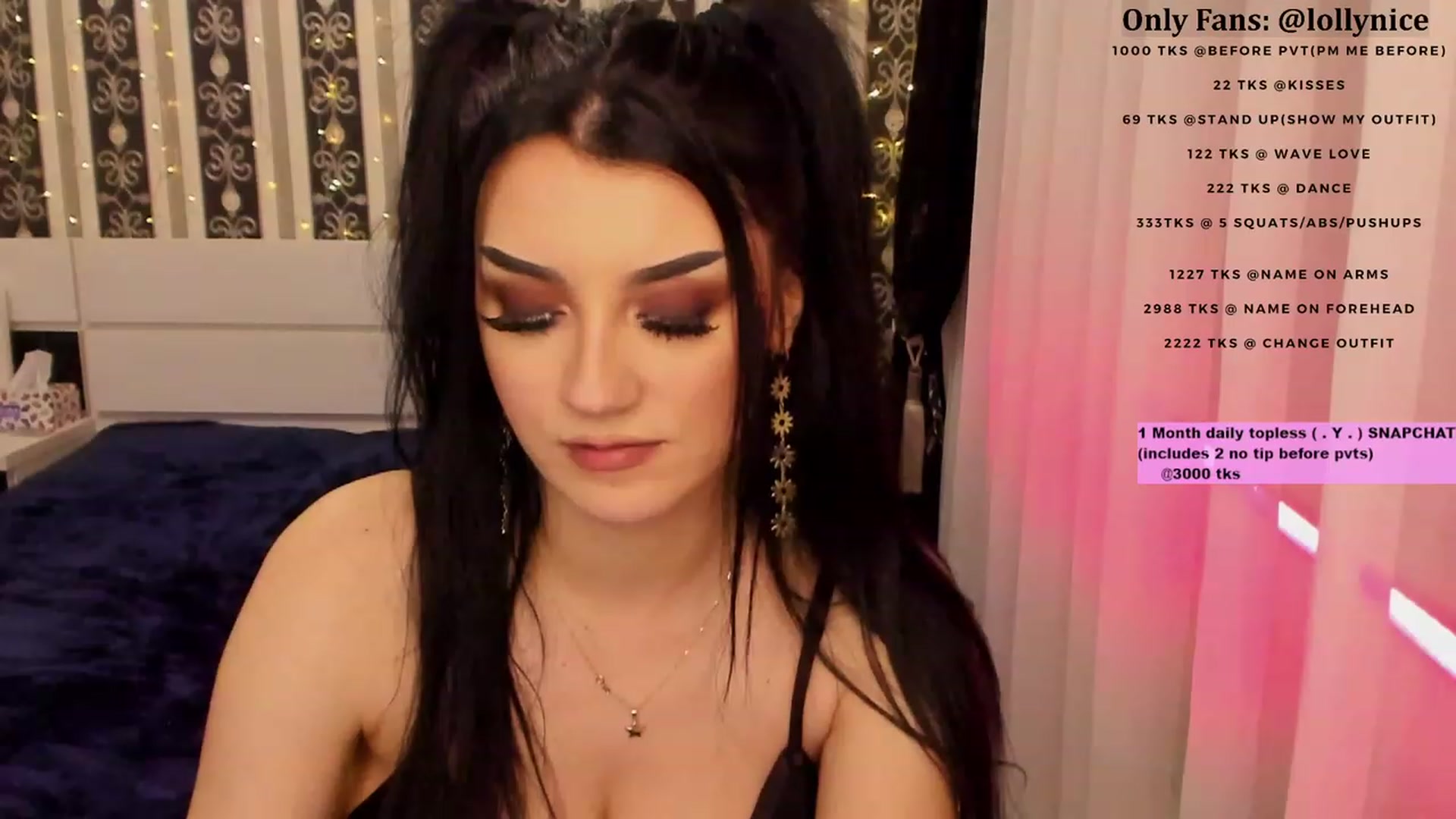 Gallery image thumbnail from sweet__girl__'s myfreecams stream on, 01/17/2023, 20:06 image 11 of 20