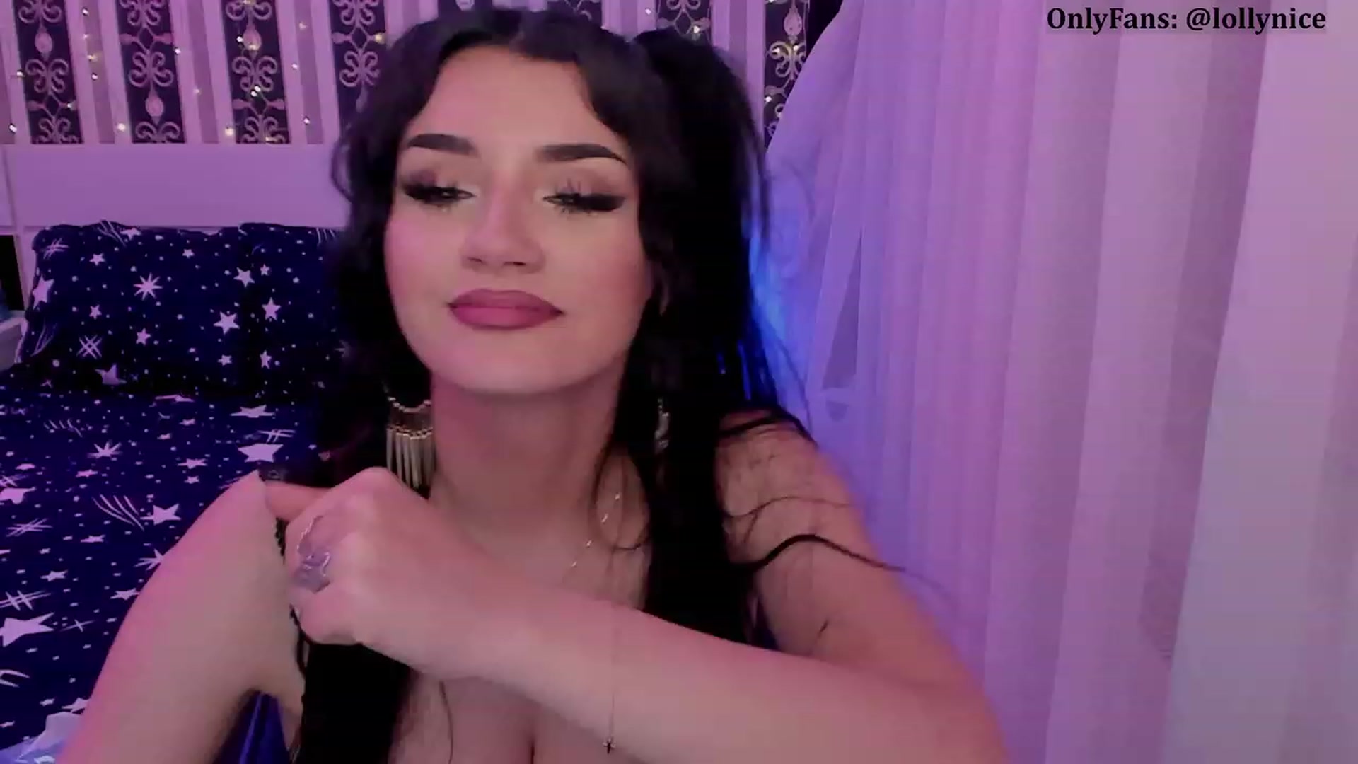 Gallery image thumbnail from sweet__girl__'s myfreecams stream on, 03/30/2023, 18:20 image 15 of 20