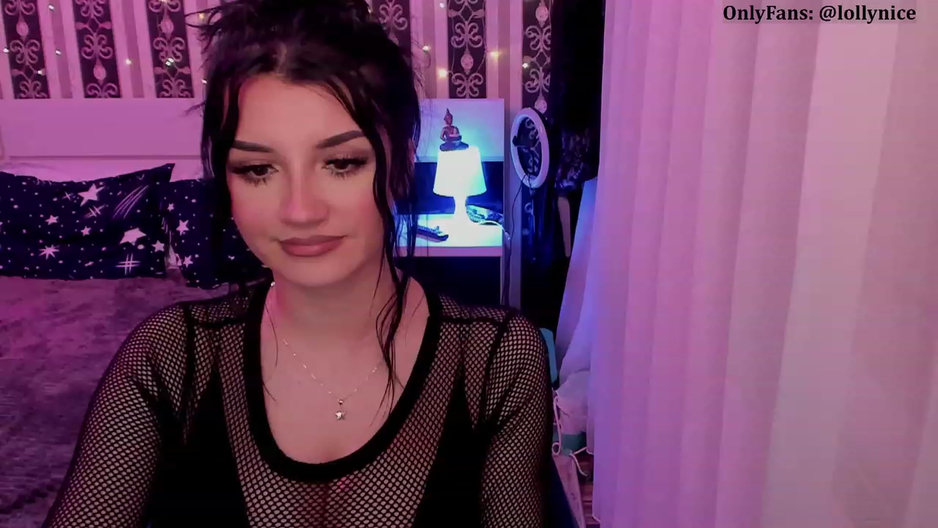 Gallery image thumbnail from sweet__girl__'s myfreecams stream on, 04/01/2023, 20:03 image 20 of 20