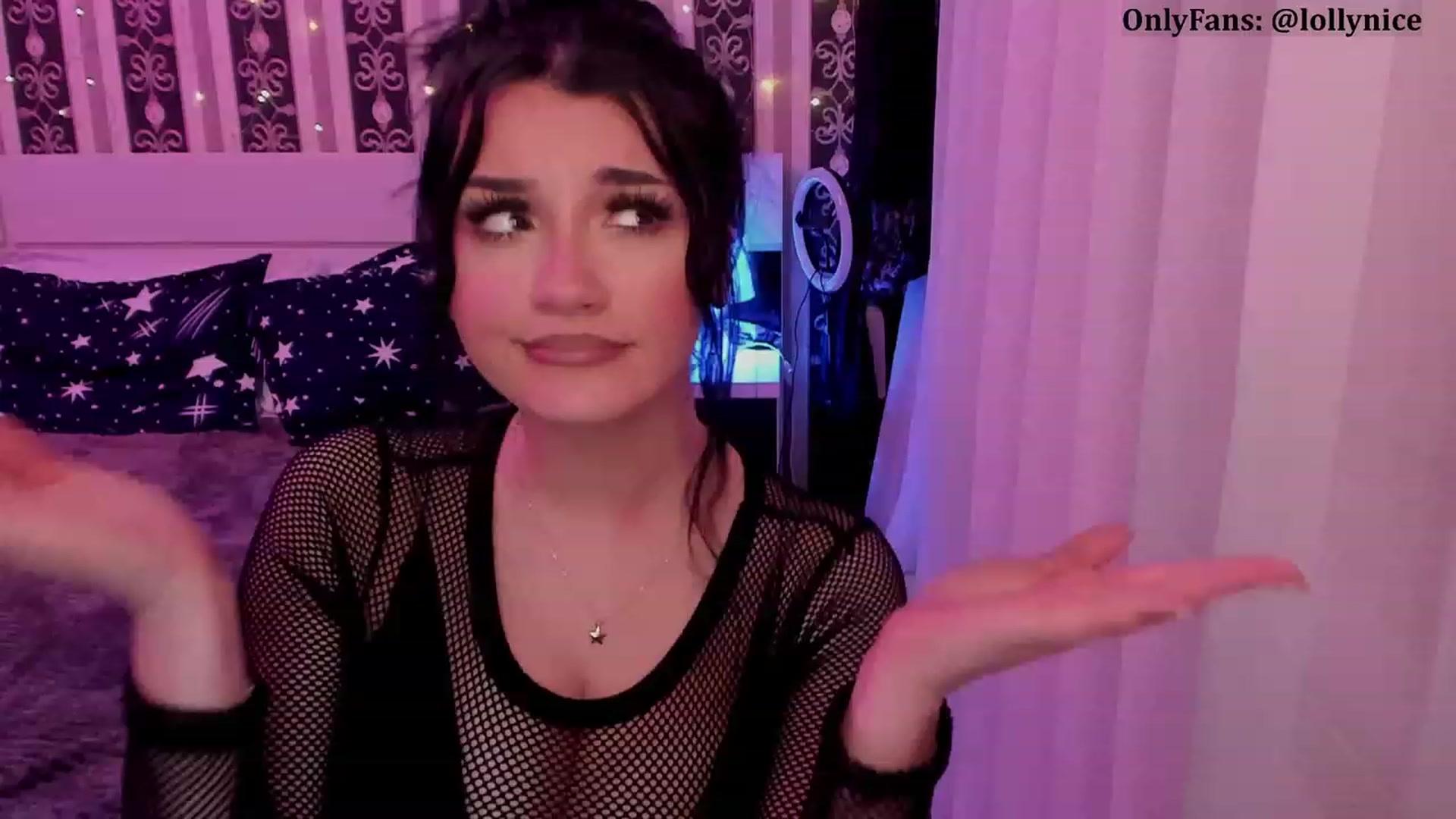 Gallery image thumbnail from sweet__girl__'s myfreecams stream on, 04/01/2023, 20:03 image 1 of 20