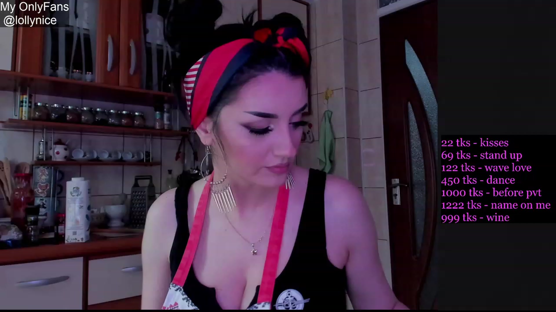 Gallery image thumbnail from sweet__girl__'s myfreecams stream on, 05/06/2023, 15:58 image 9 of 20