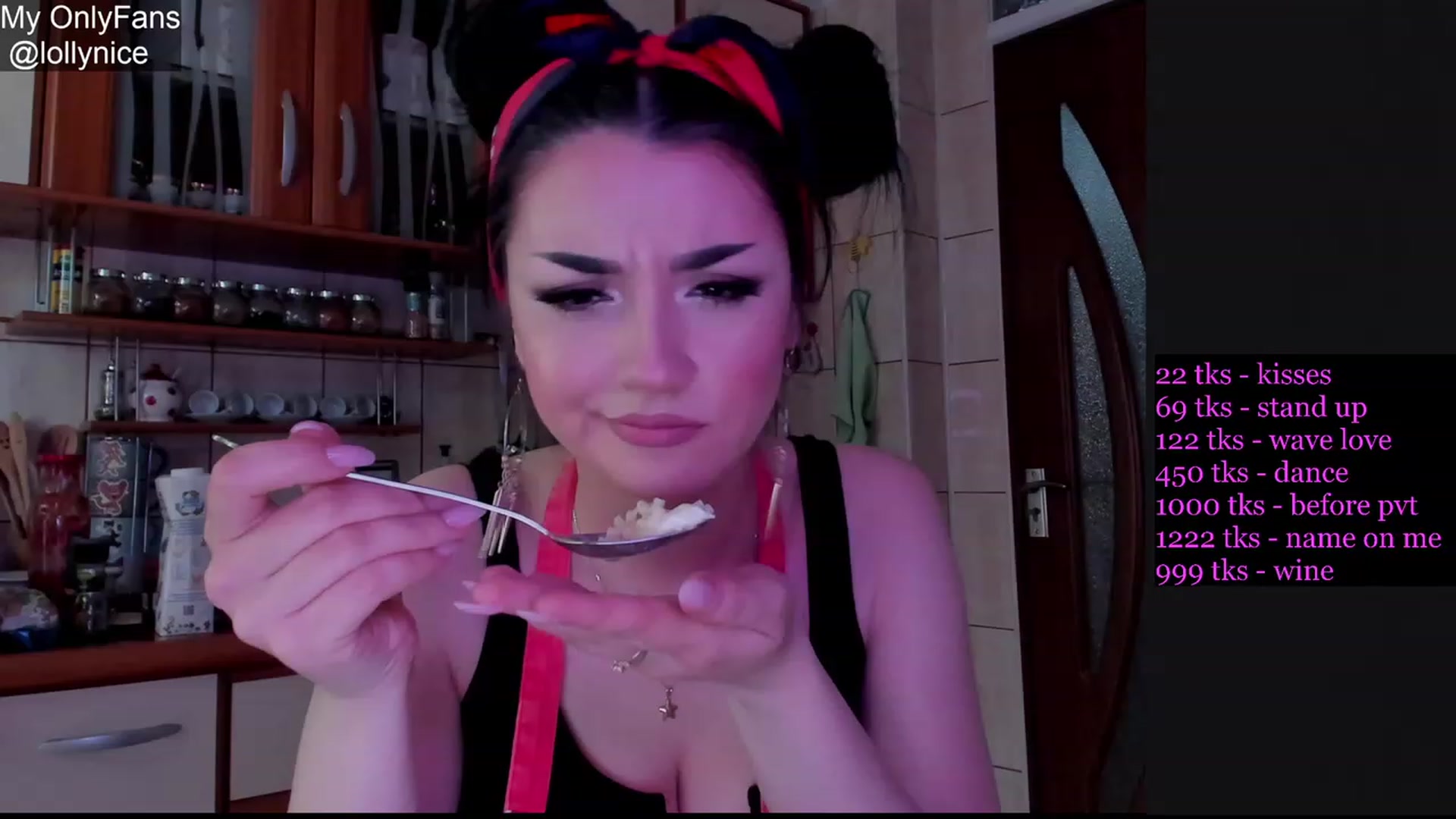 Gallery image thumbnail from sweet__girl__'s myfreecams stream on, 05/06/2023, 15:58 image 18 of 20