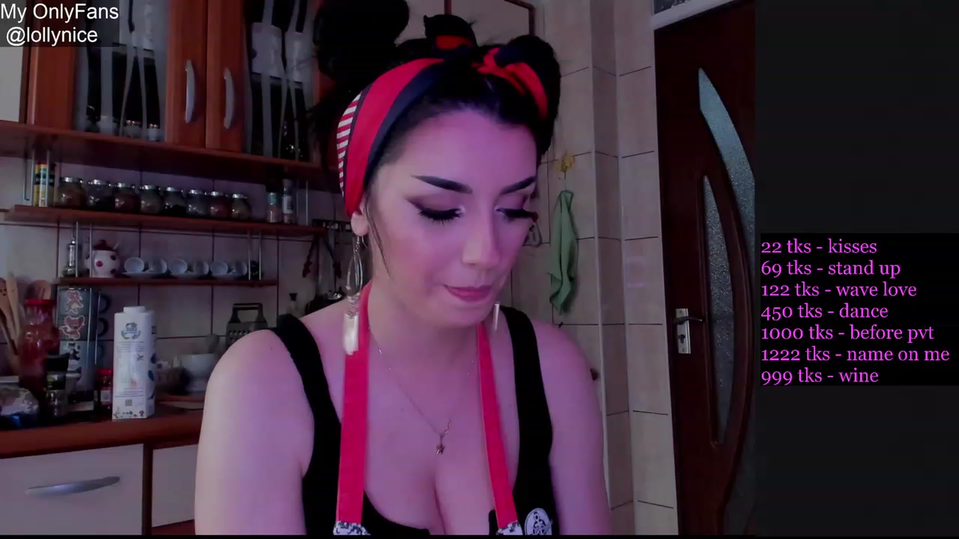 Gallery image thumbnail from sweet__girl__'s myfreecams stream on, 05/06/2023, 15:58 image 8 of 20
