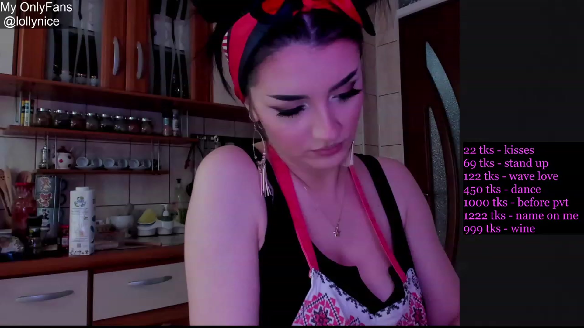 Gallery image thumbnail from sweet__girl__'s myfreecams stream on, 05/06/2023, 15:58 image 5 of 20