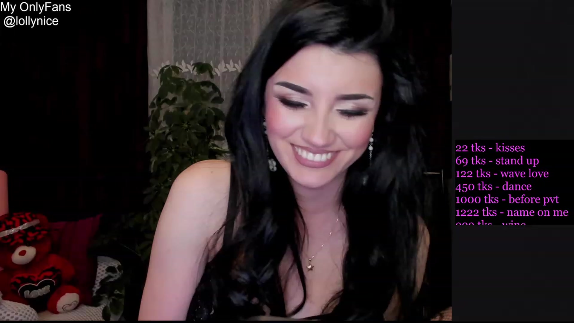 Gallery image thumbnail from sweet__girl__'s myfreecams stream on, 05/07/2023, 19:06 image 5 of 20