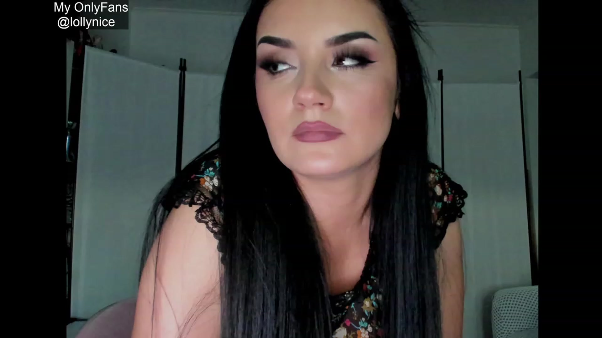 Gallery image thumbnail from sweet__girl__'s myfreecams stream on, 06/30/2023, 18:19 image 12 of 20