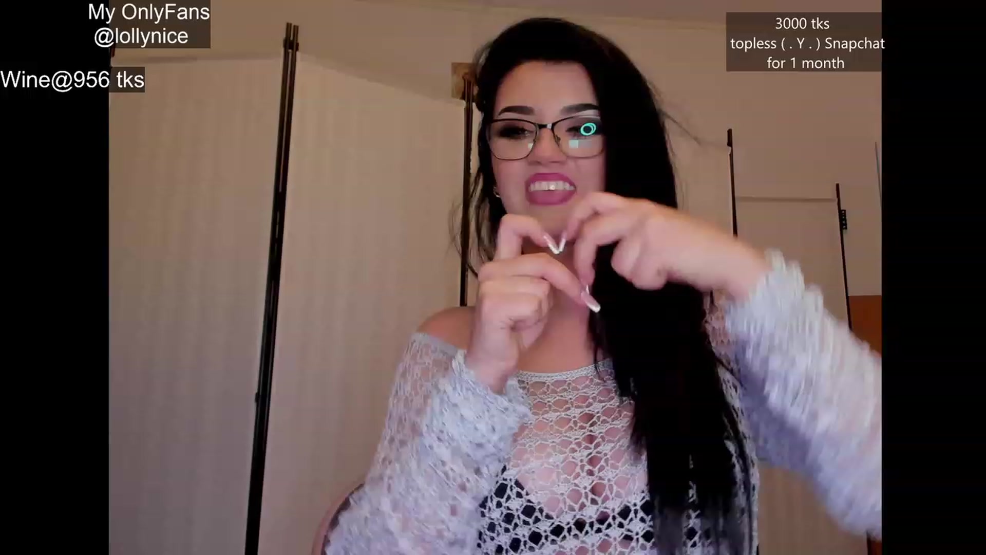 Gallery image thumbnail from sweet__girl__'s myfreecams stream on, 08/30/2023, 19:41 image 16 of 20