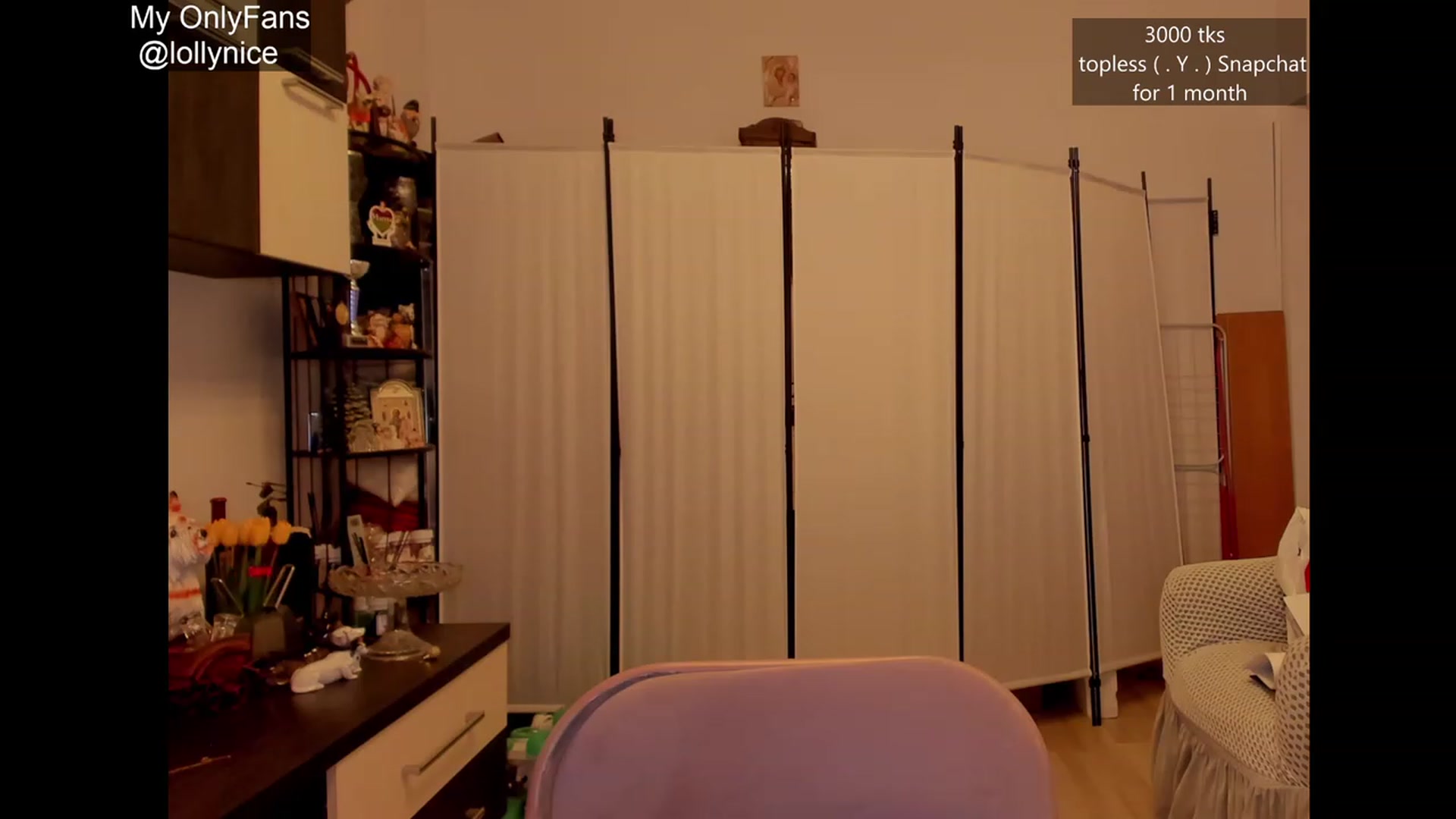 Gallery image thumbnail from sweet__girl__'s myfreecams stream on, 09/19/2023, 18:47 image 20 of 20