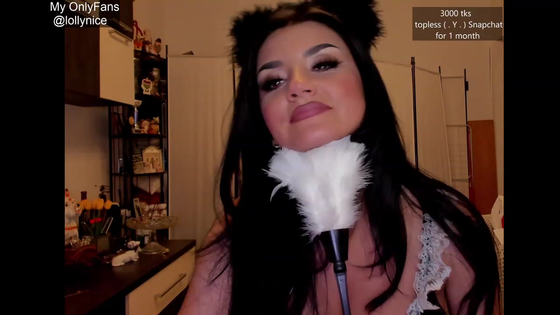 Gallery image thumbnail from sweet__girl__'s myfreecams stream on, 09/19/2023, 18:47 image 10 of 20
