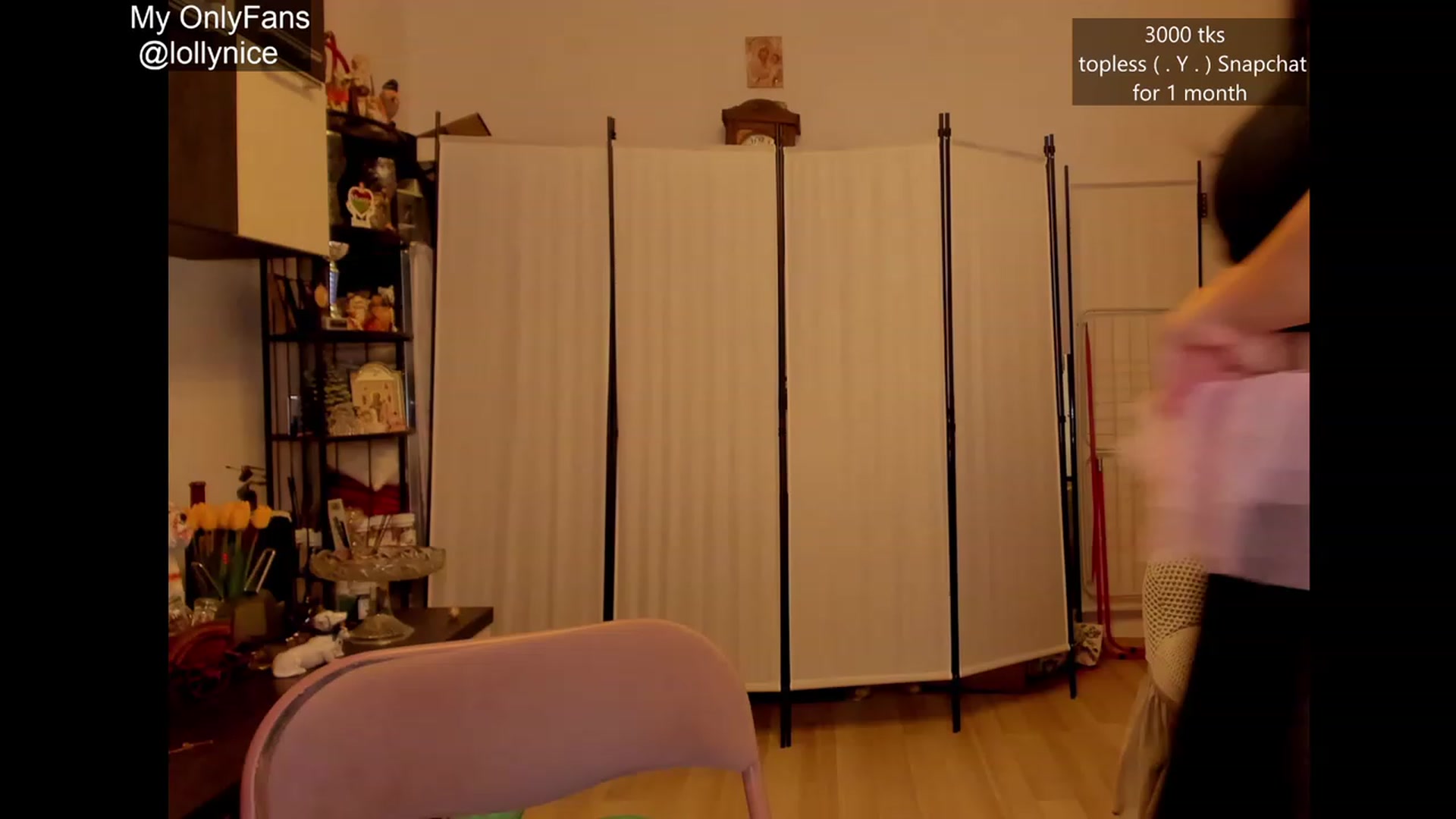 Gallery image thumbnail from sweet__girl__'s myfreecams stream on, 09/20/2023, 18:52 image 17 of 20