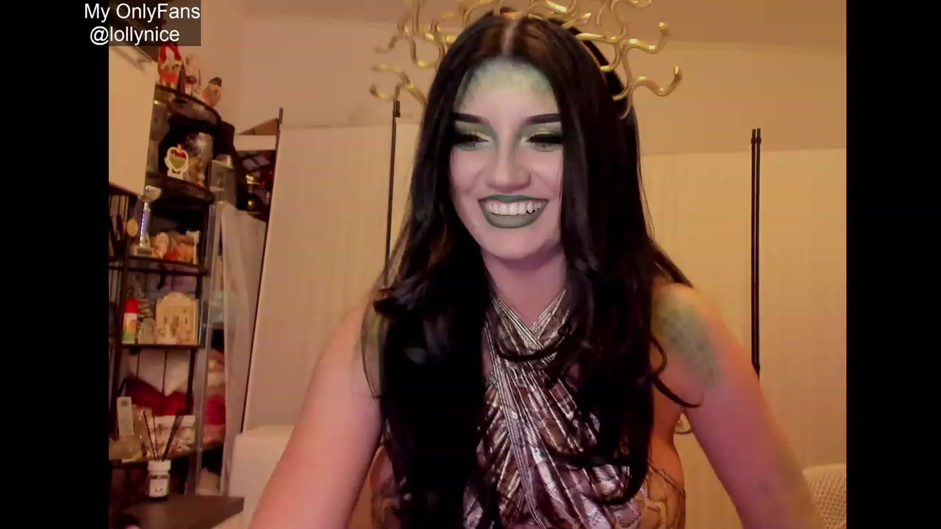 Gallery image thumbnail from sweet__girl__'s myfreecams stream on, 10/10/2023, 19:45 image 14 of 20