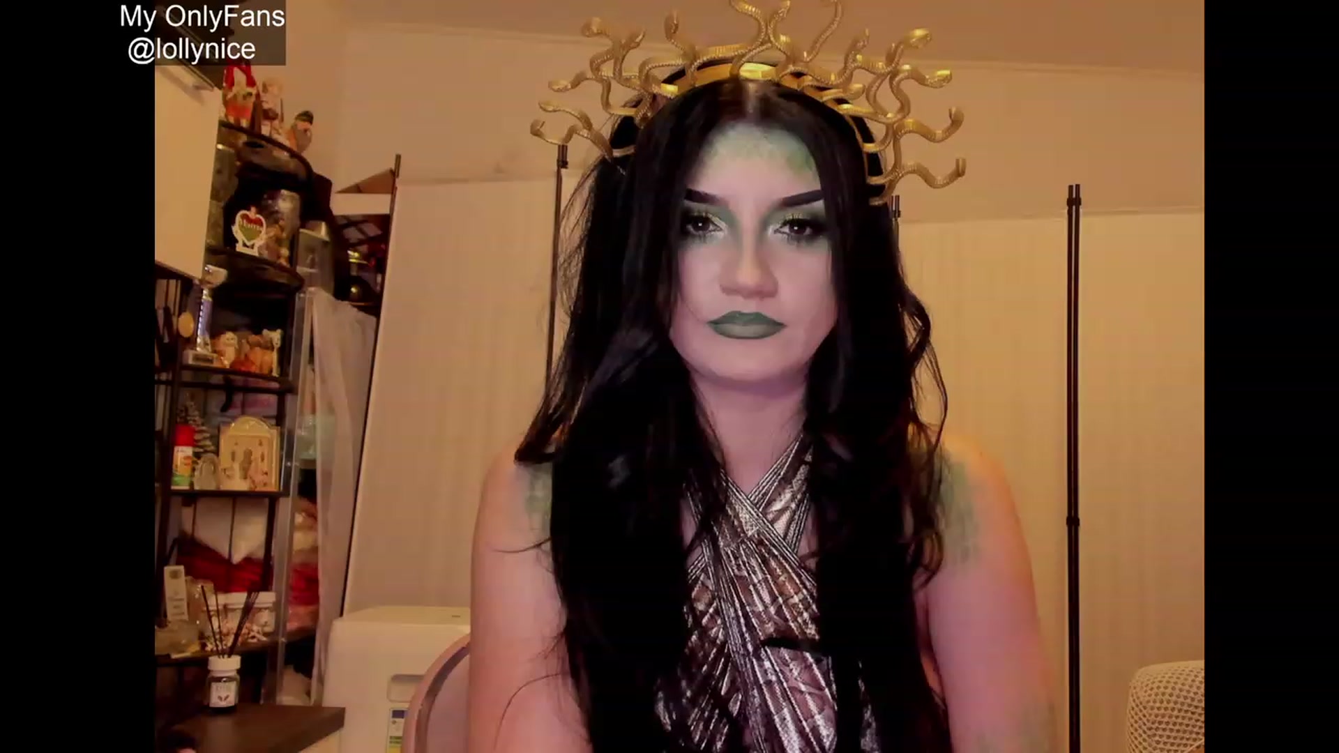 Gallery image thumbnail from sweet__girl__'s myfreecams stream on, 10/10/2023, 20:13 image 17 of 20
