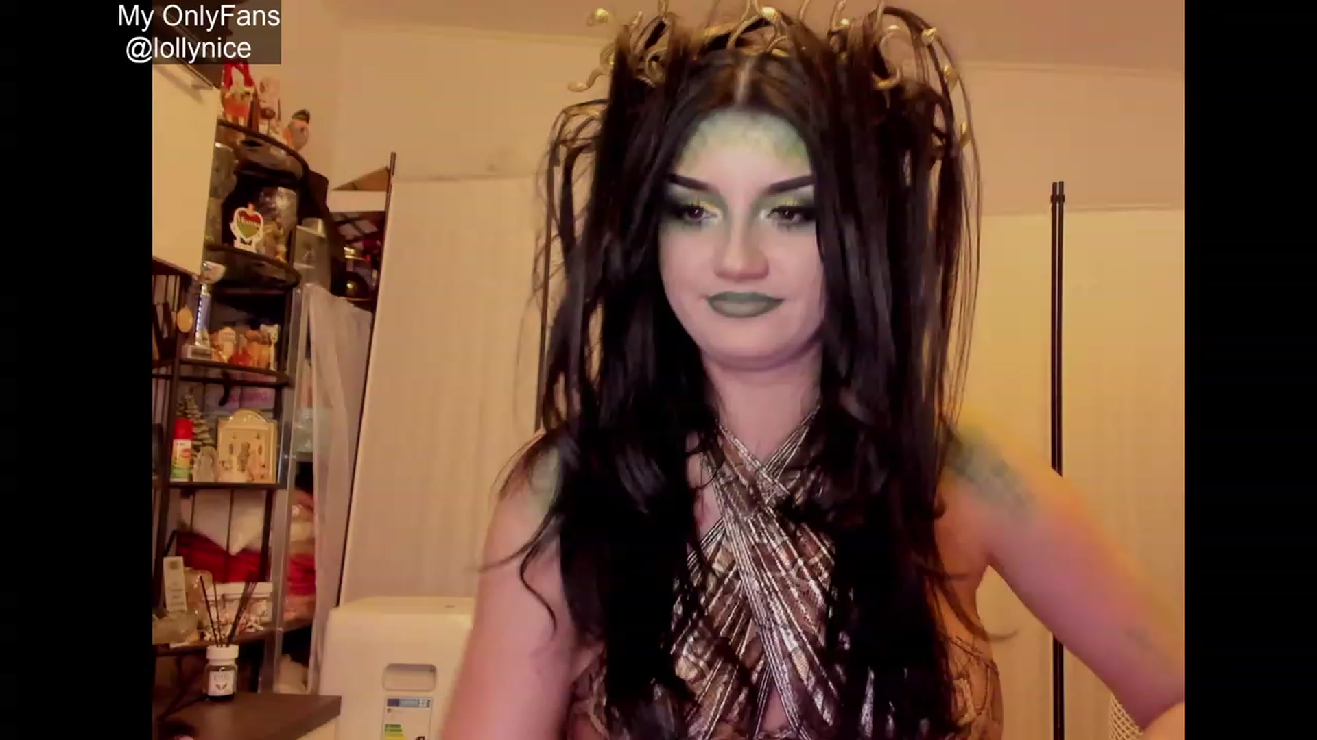 Gallery image thumbnail from sweet__girl__'s myfreecams stream on, 10/10/2023, 20:13 image 10 of 20