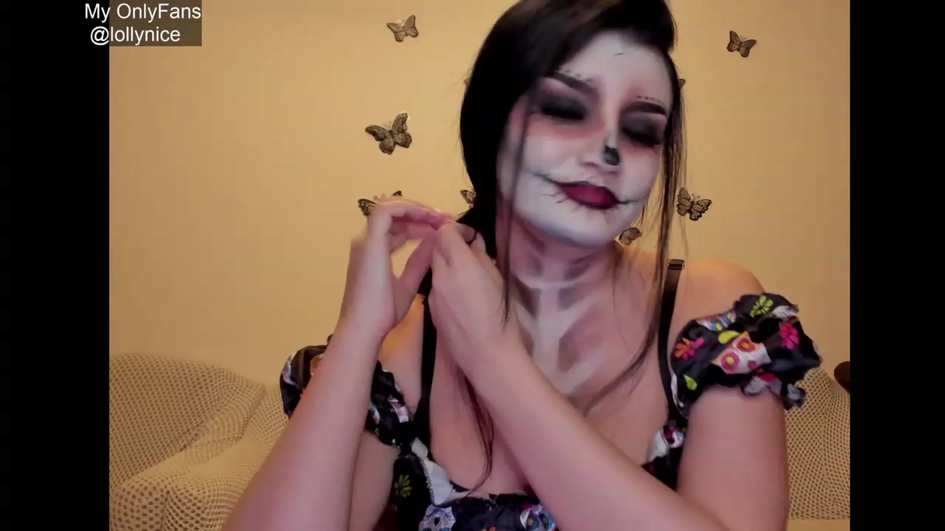 Gallery image thumbnail from sweet__girl__'s myfreecams stream on, 10/24/2023, 19:52 image 5 of 20