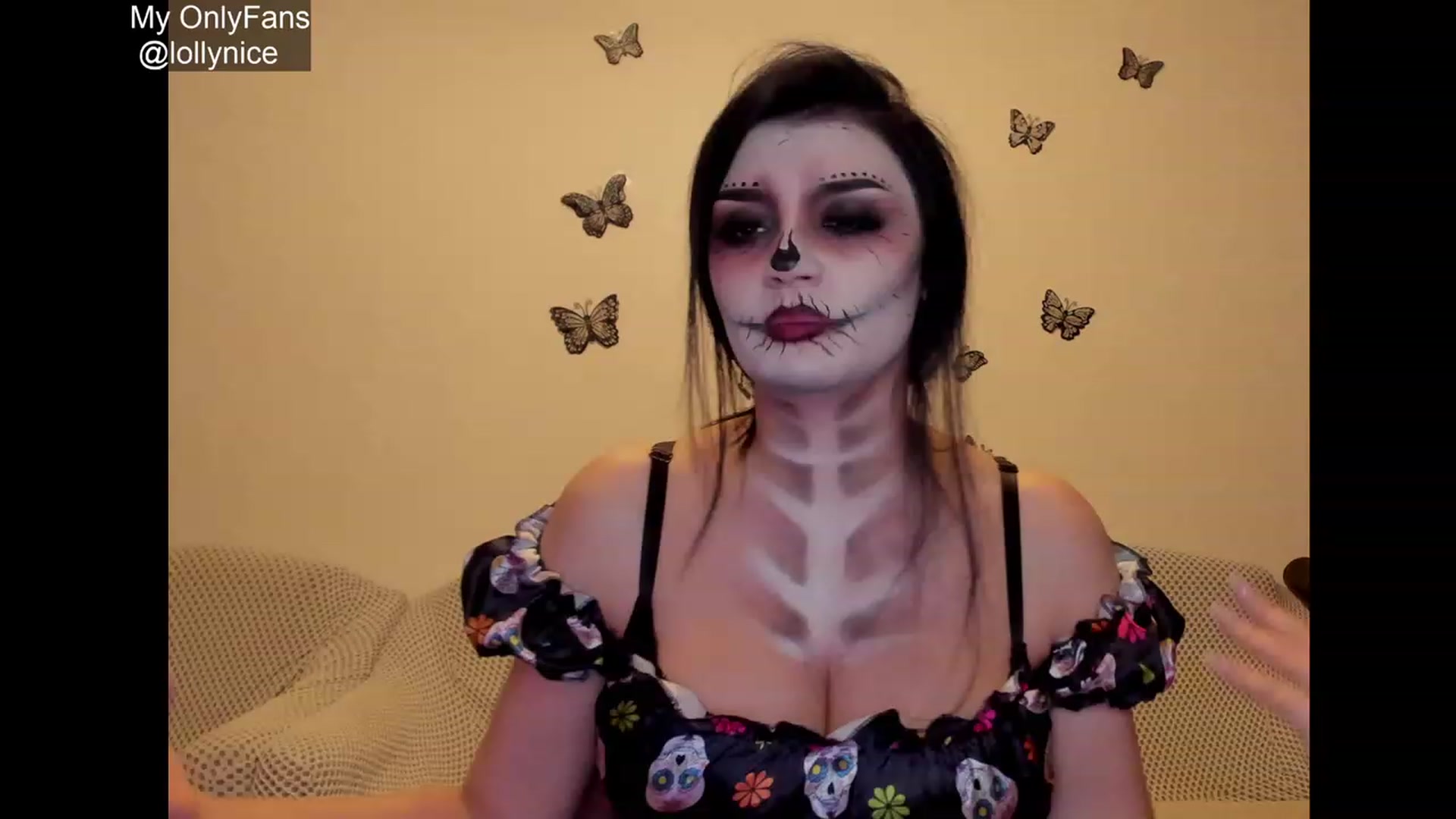 Gallery image thumbnail from sweet__girl__'s myfreecams stream on, 10/24/2023, 19:52 image 14 of 20