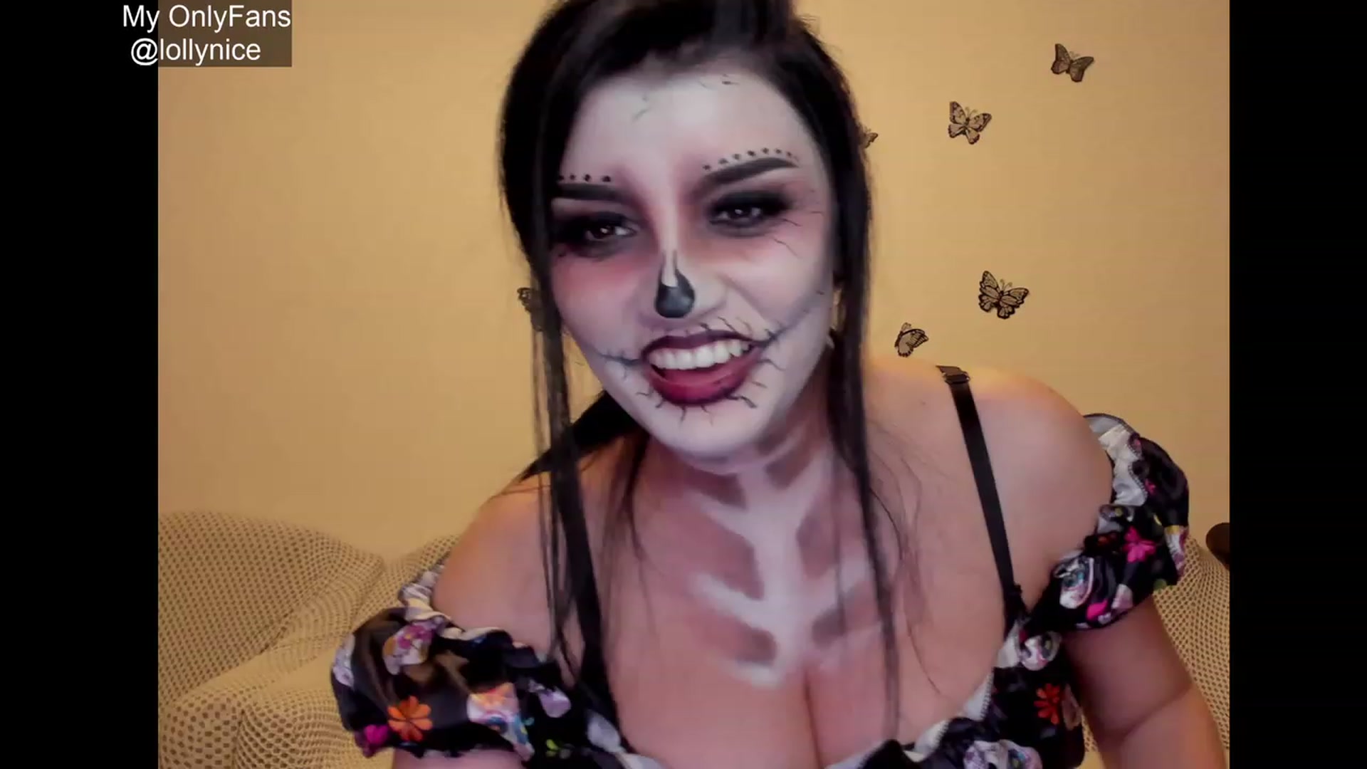 Gallery image thumbnail from sweet__girl__'s myfreecams stream on, 10/24/2023, 19:52 image 6 of 20