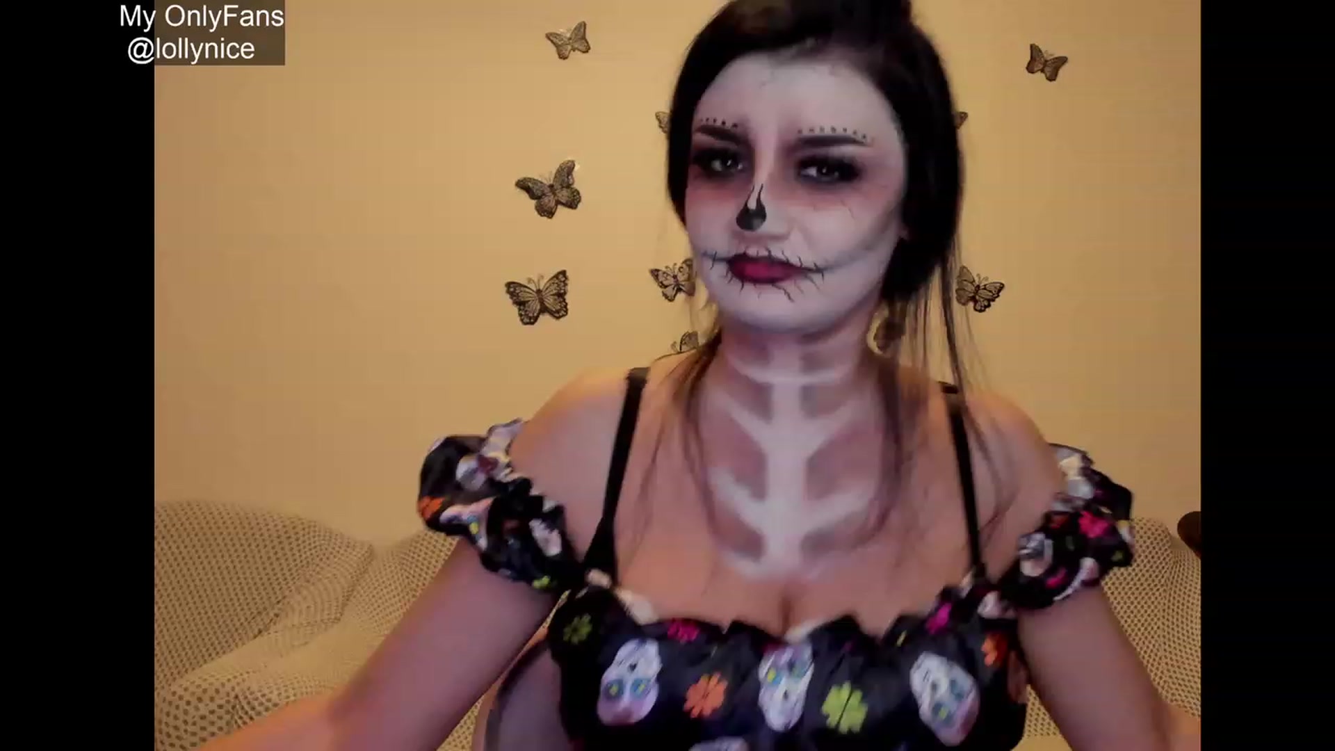 Gallery image thumbnail from sweet__girl__'s myfreecams stream on, 10/24/2023, 19:52 image 9 of 20