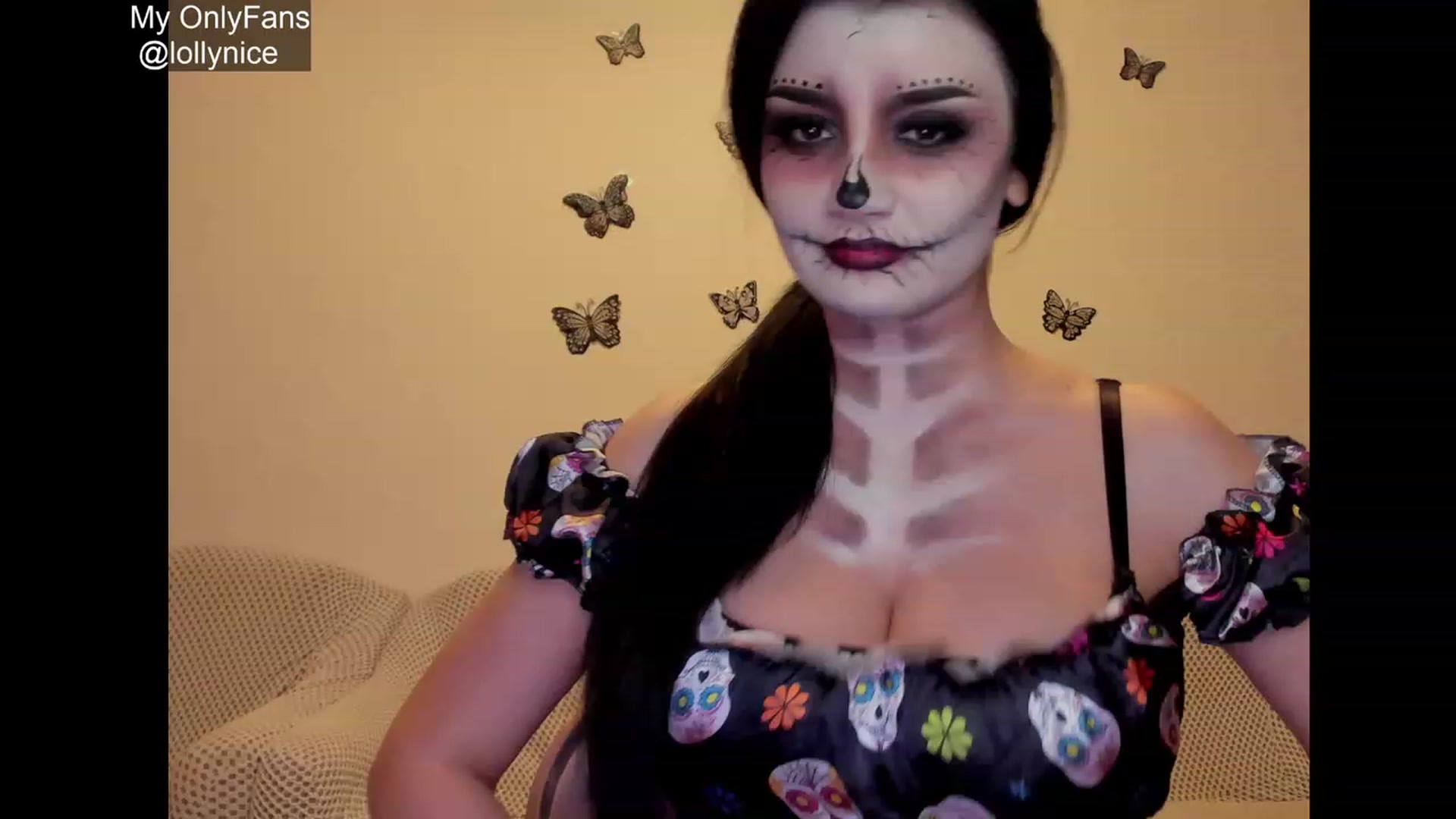 Gallery image thumbnail from sweet__girl__'s myfreecams stream on, 10/24/2023, 19:52 image 4 of 20