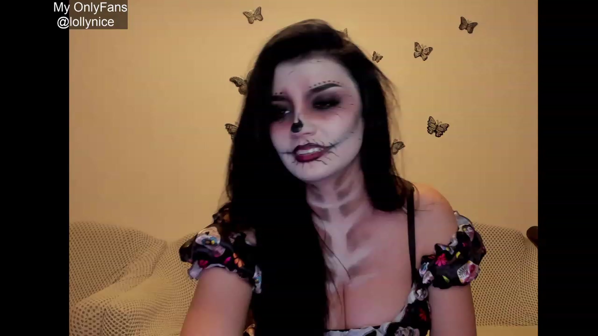 Gallery image thumbnail from sweet__girl__'s myfreecams stream on, 10/24/2023, 19:52 image 17 of 20