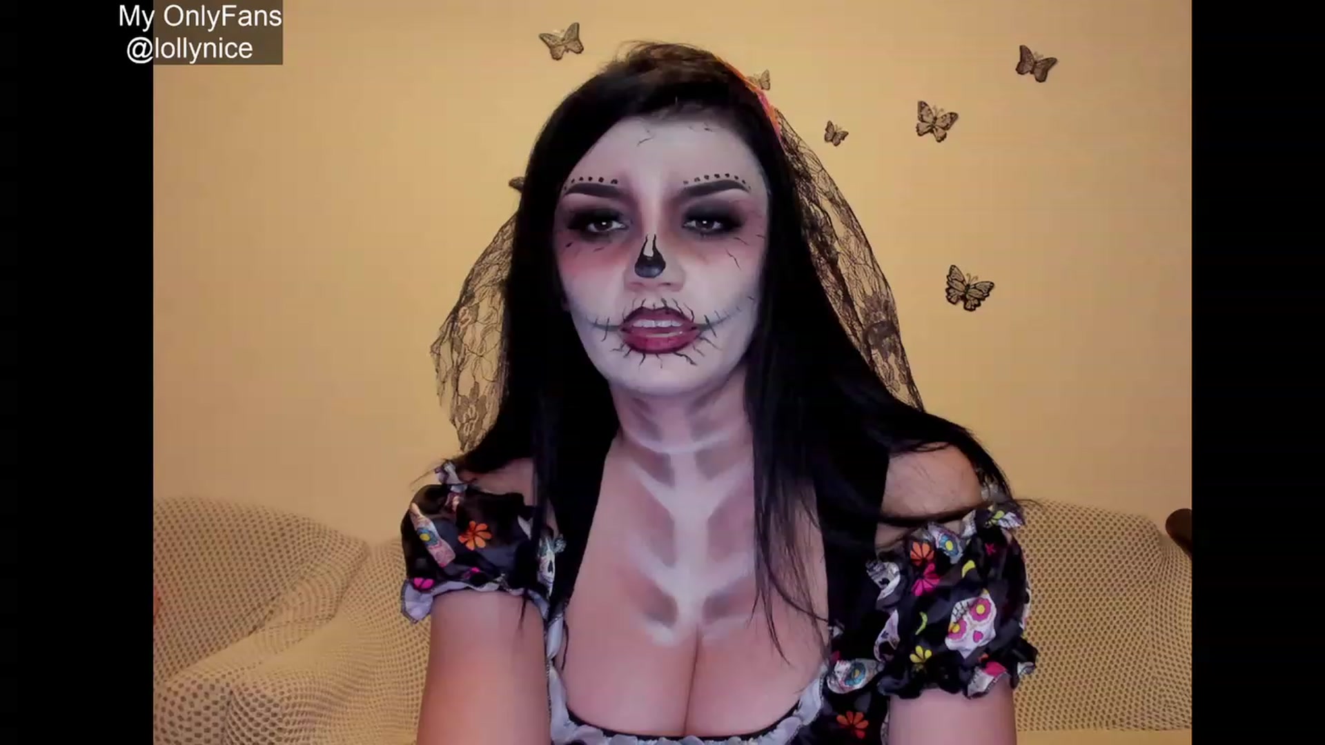 Gallery image thumbnail from sweet__girl__'s myfreecams stream on, 10/24/2023, 20:27 image 17 of 20