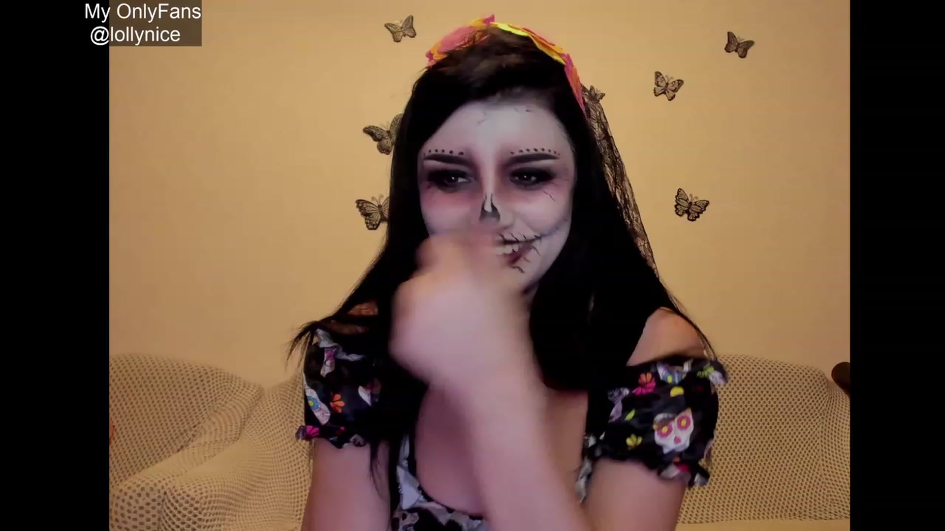 Gallery image thumbnail from sweet__girl__'s myfreecams stream on, 10/24/2023, 20:27 image 6 of 20